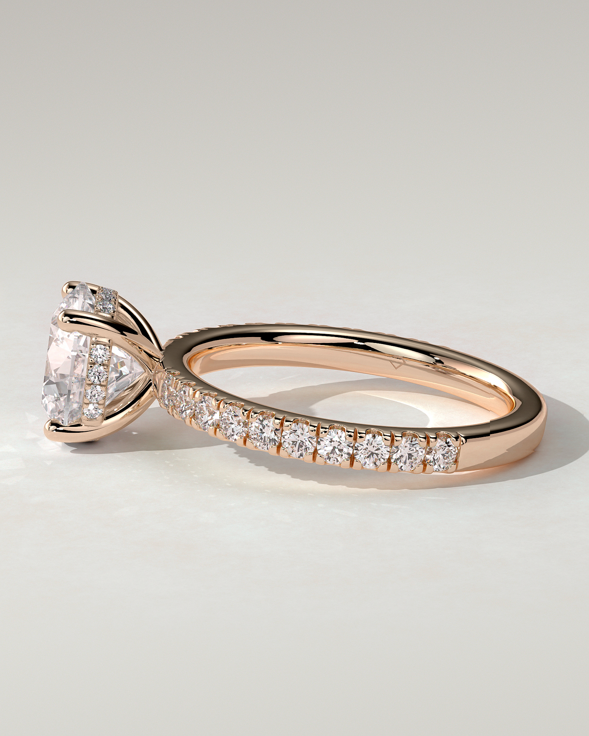 Charlie Solitaire Round Ring