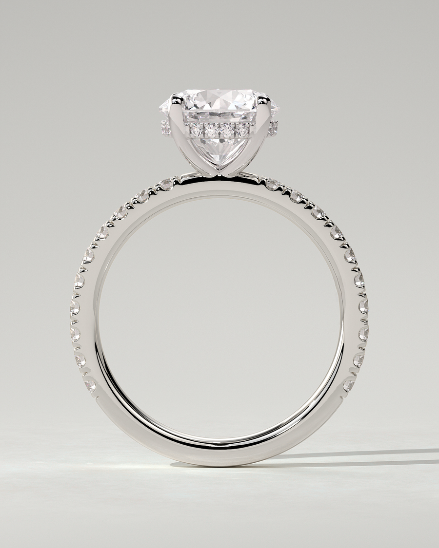 Charlie Solitaire Round Ring