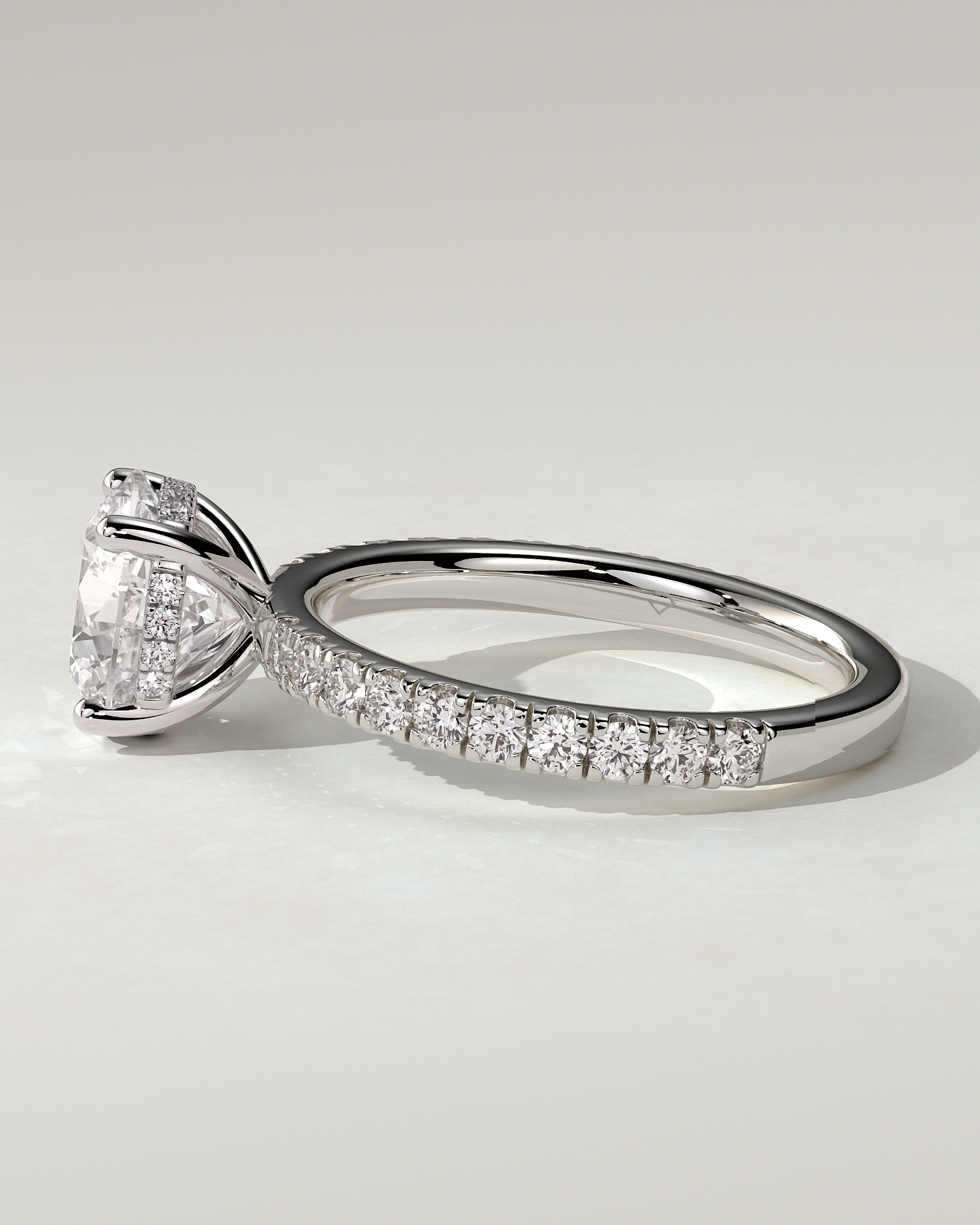 Charlie Solitaire Round Ring