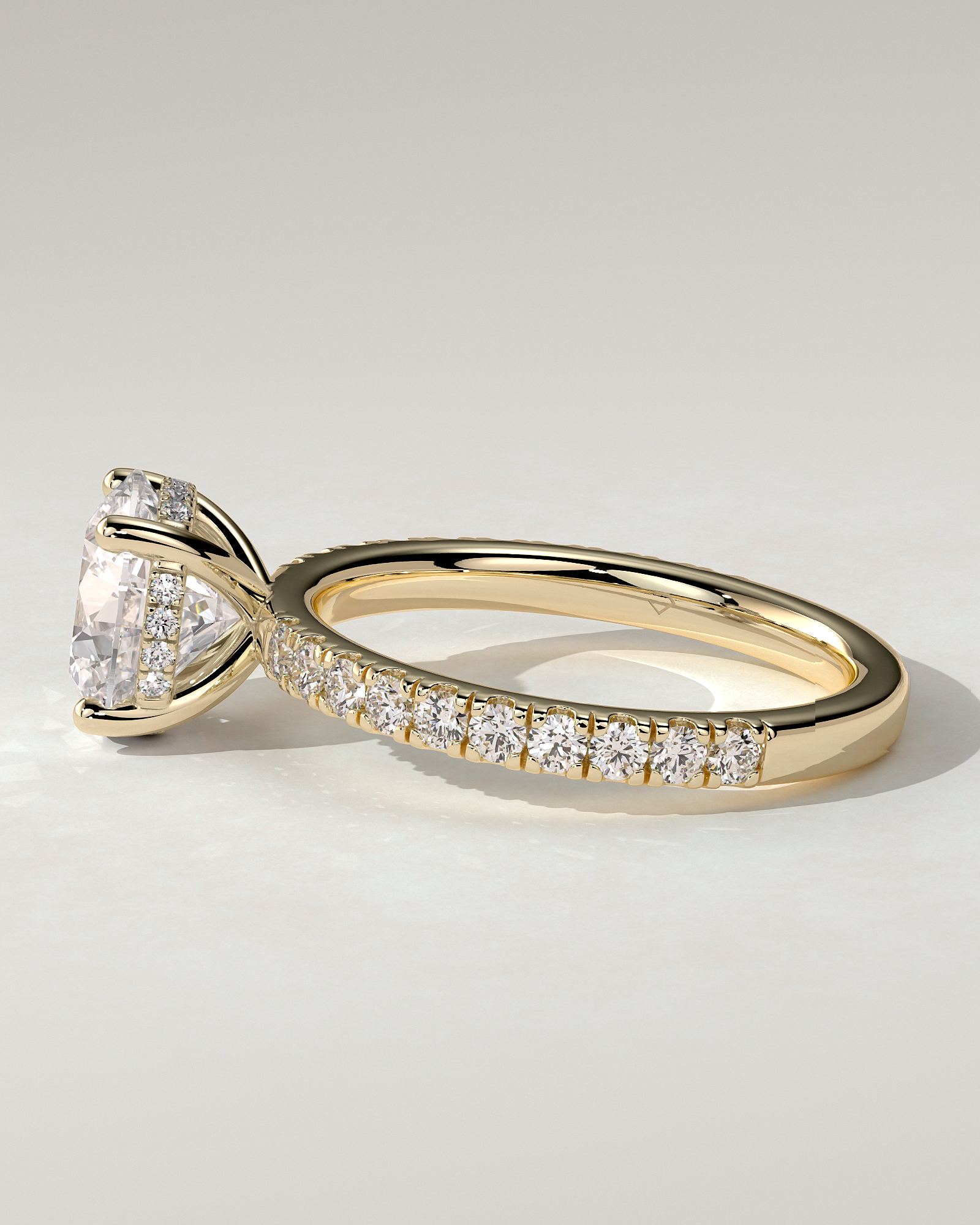 Charlie Solitaire Round Ring