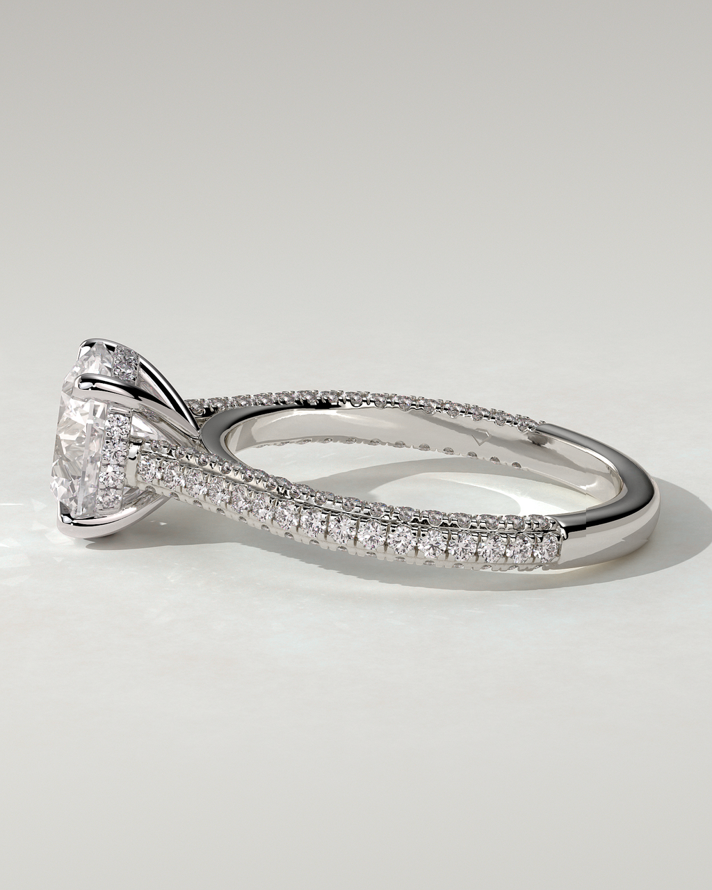 Chelsea Solitaire Round Ring