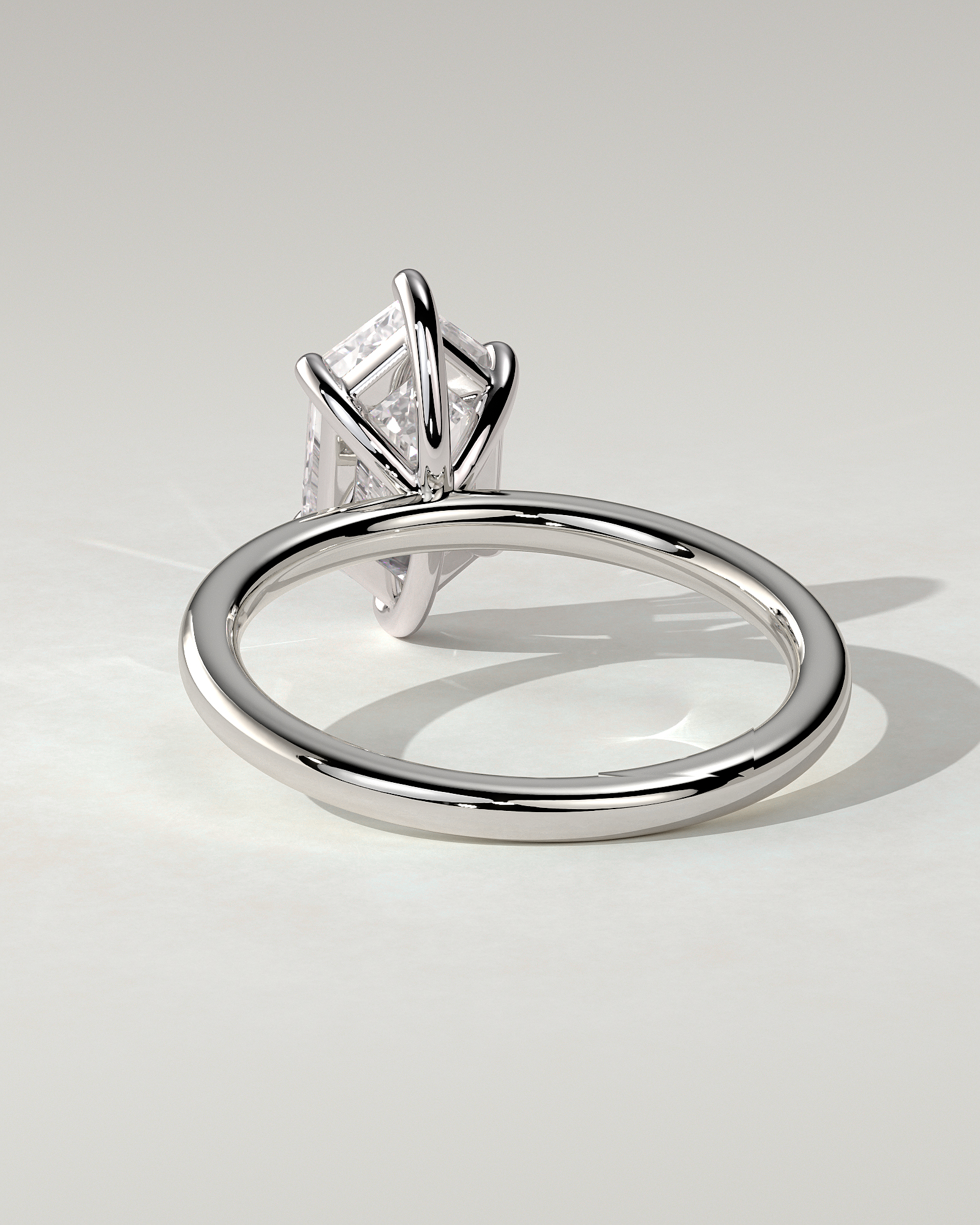 Cynthia Solitaire Round Ring