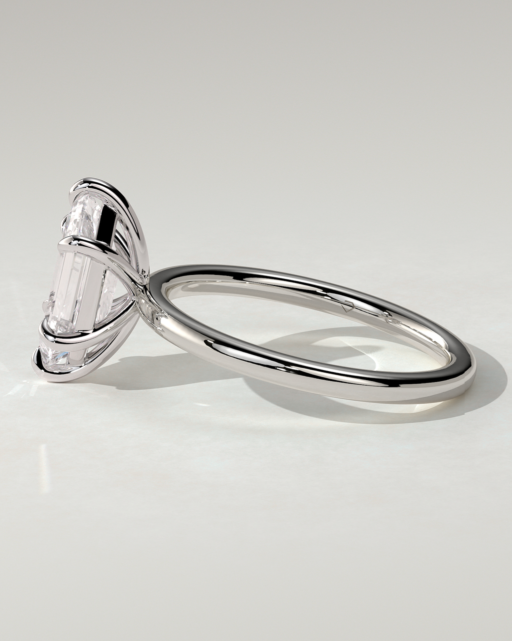 Cynthia Solitaire Round Ring