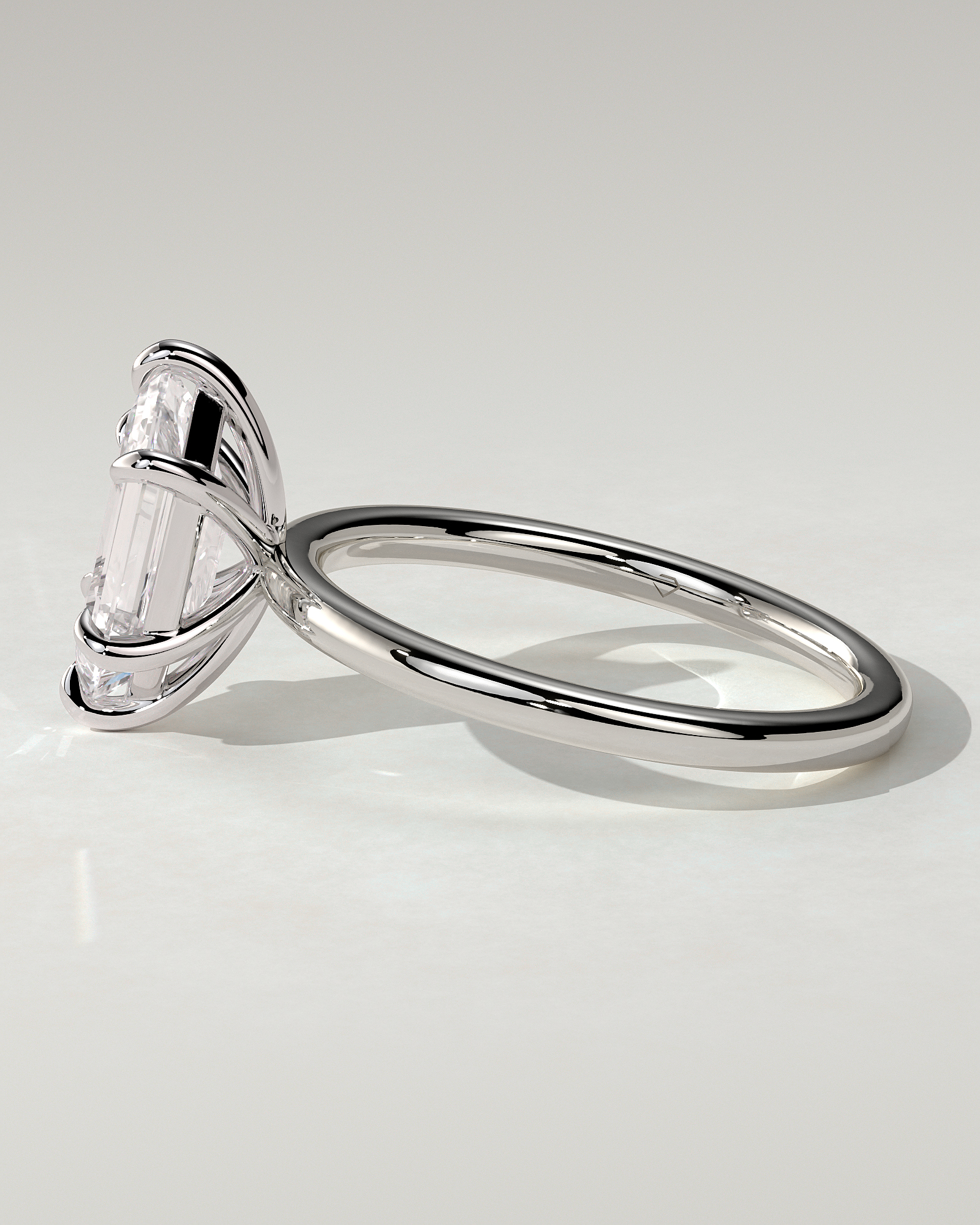 Cynthia Solitaire Round Ring