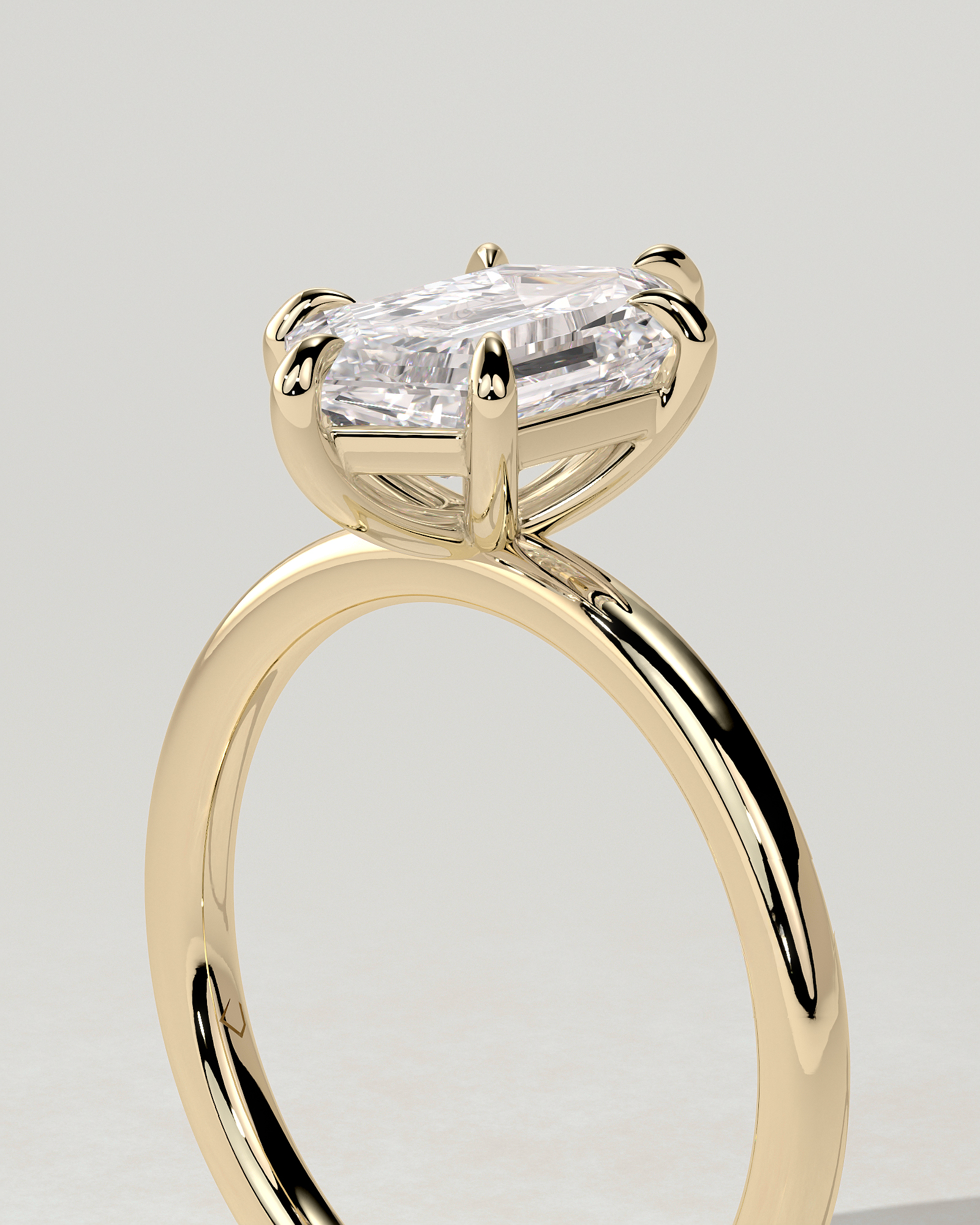 Cynthia Solitaire Round Ring
