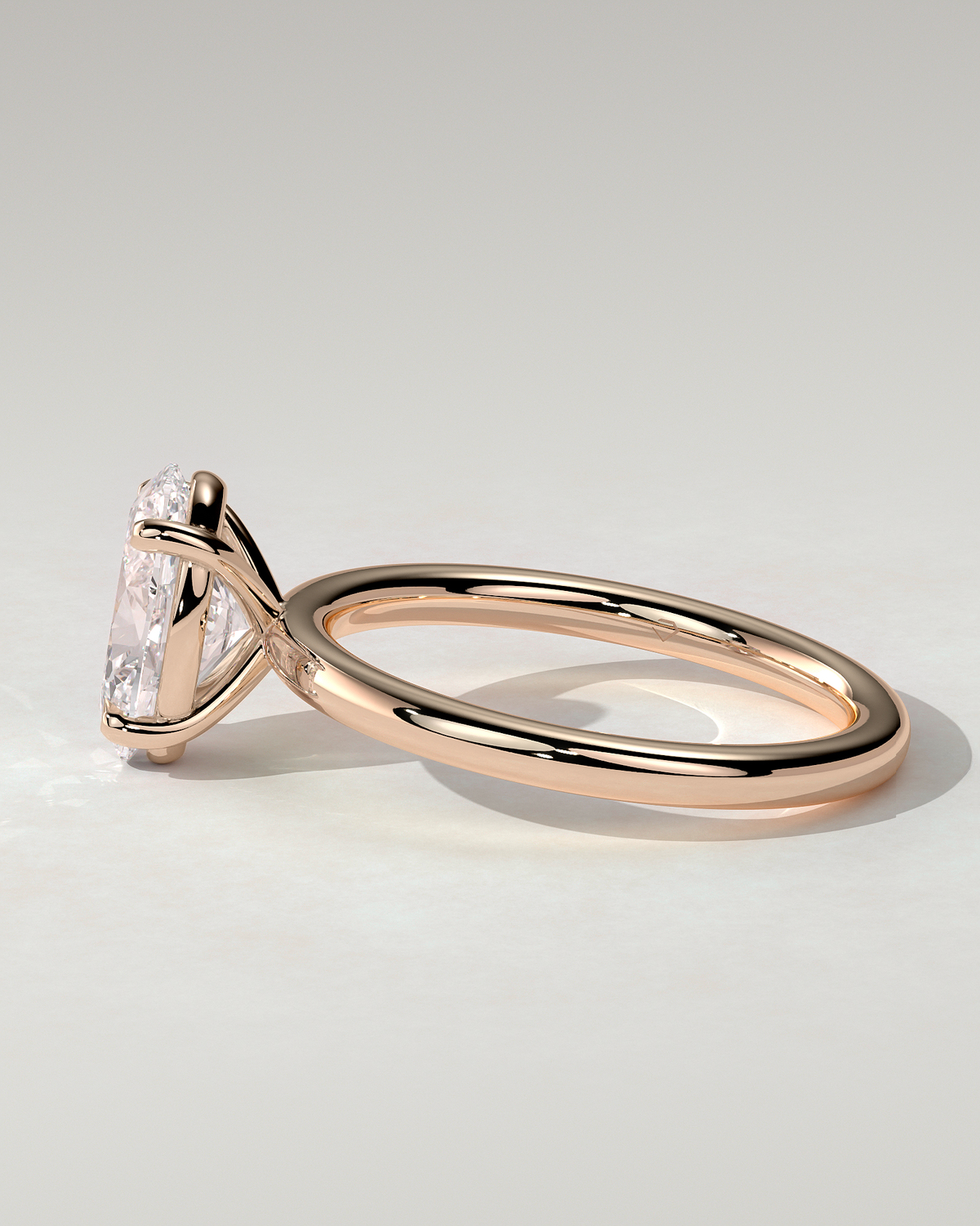 Daisy Solitaire Oval Ring