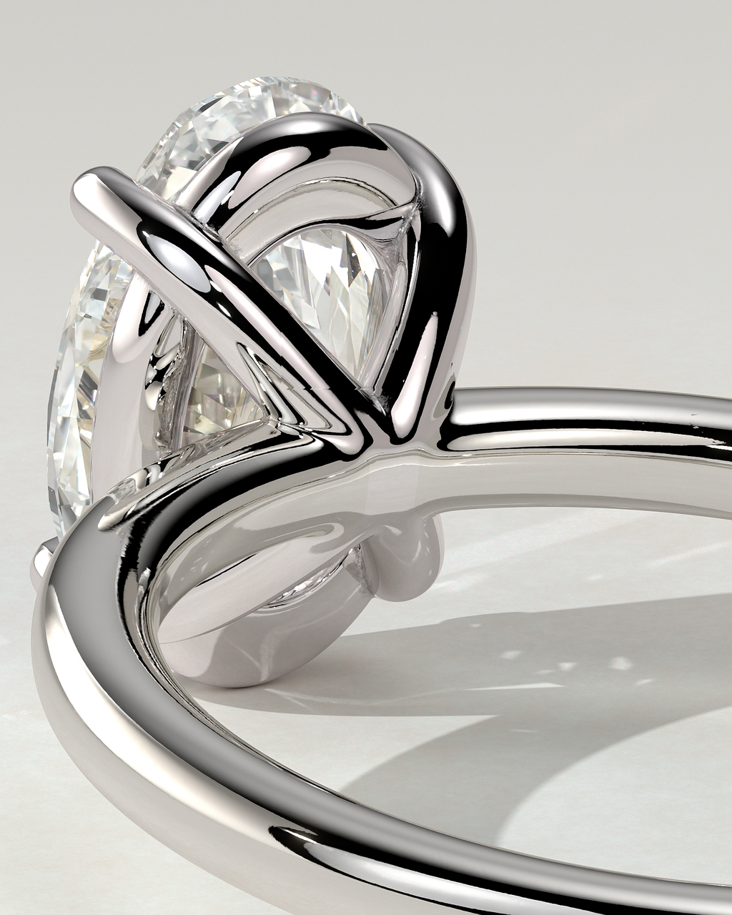 Daisy Solitaire Oval Ring
