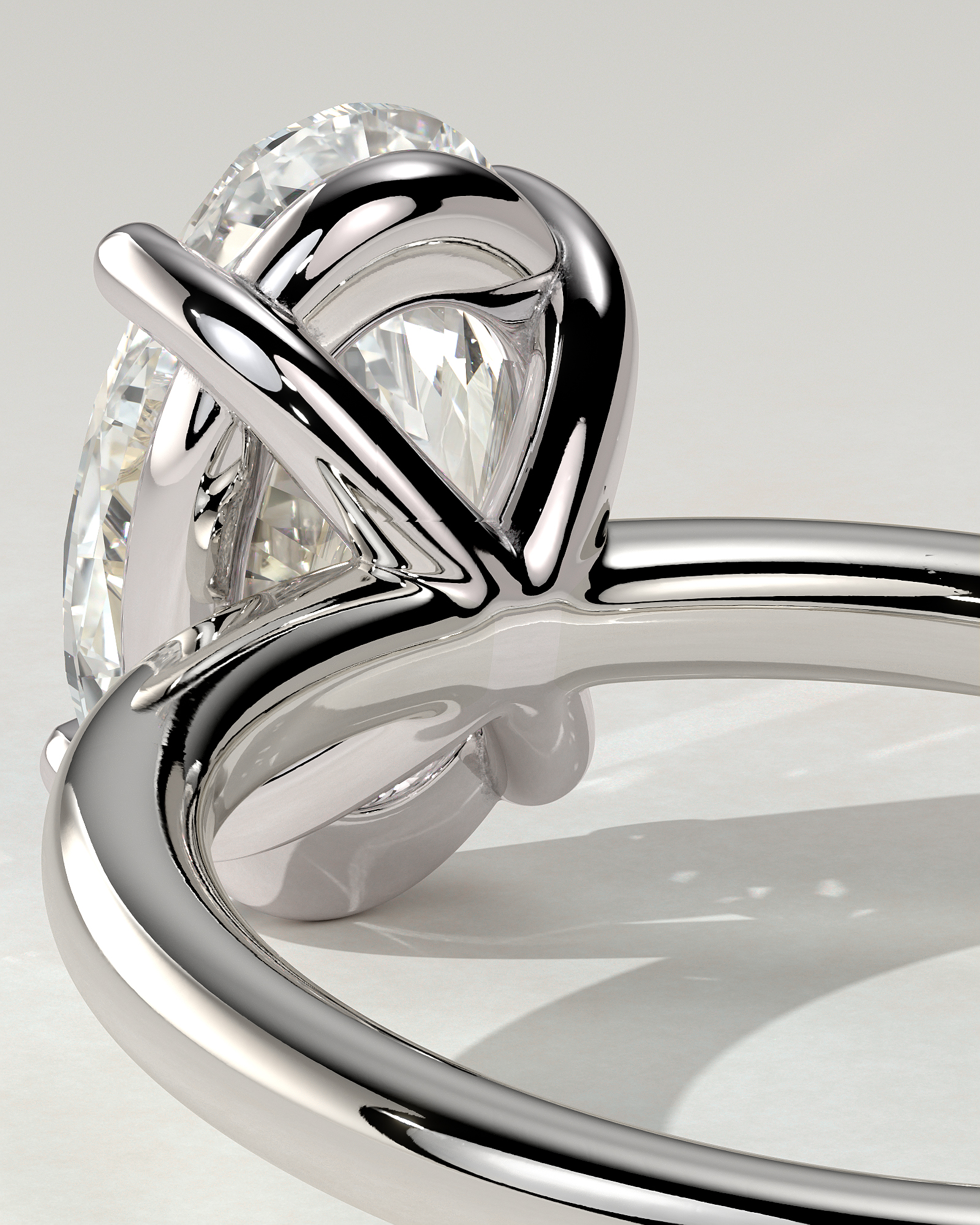 Daisy Solitaire Oval Ring