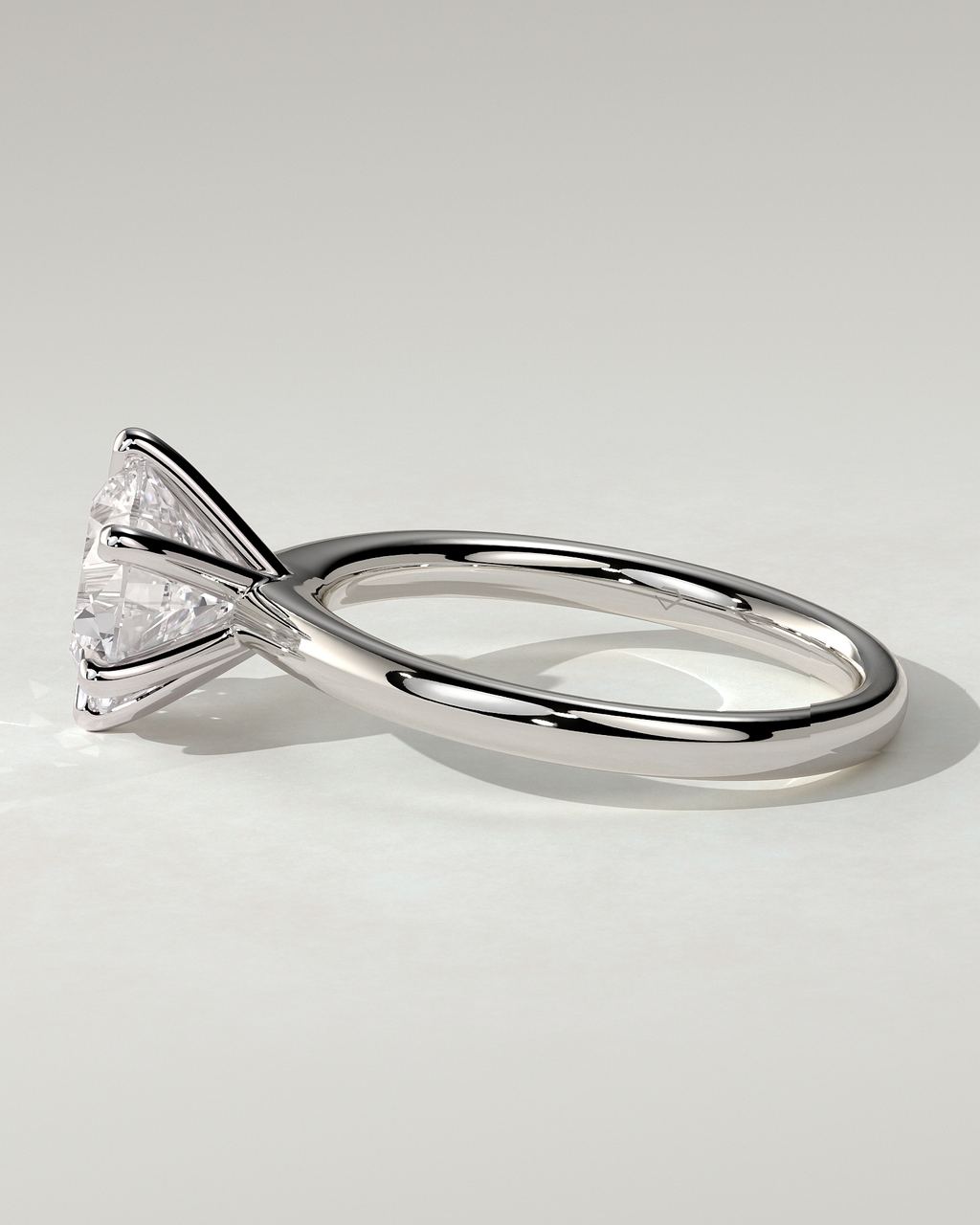 Daniela Solitaire Round Ring