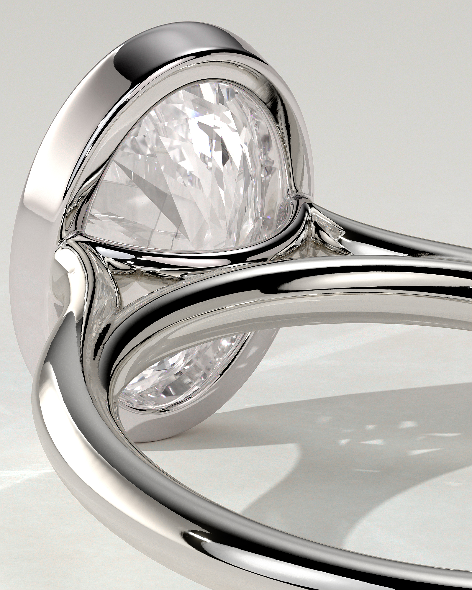 Daphne Bezel Round Ring