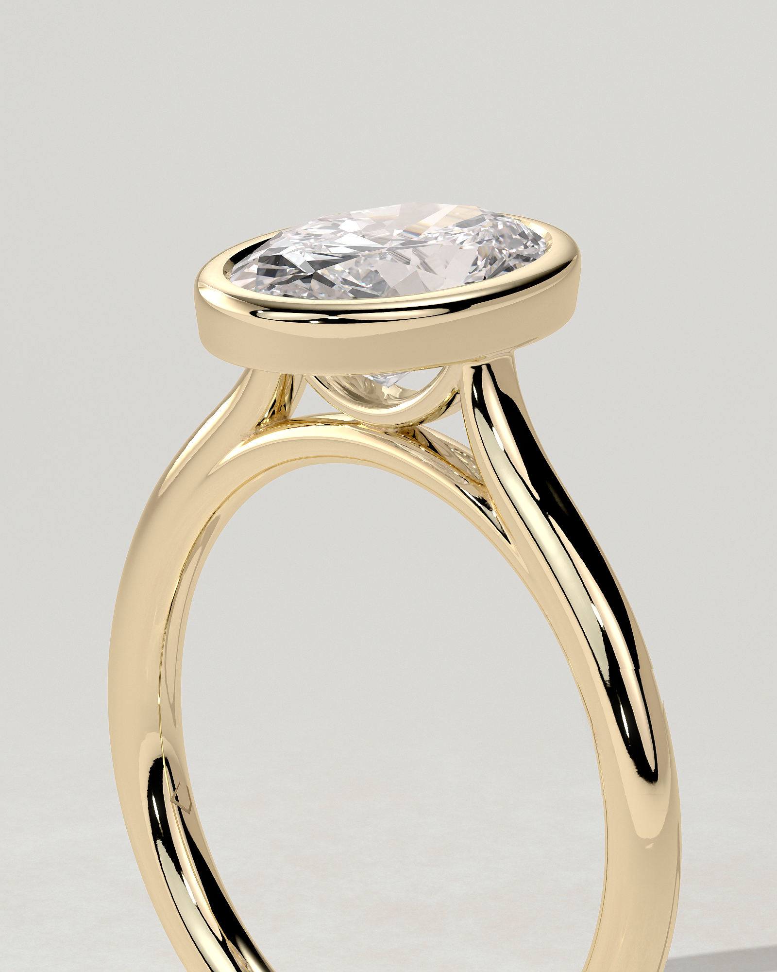 Daphne Bezel Round Ring