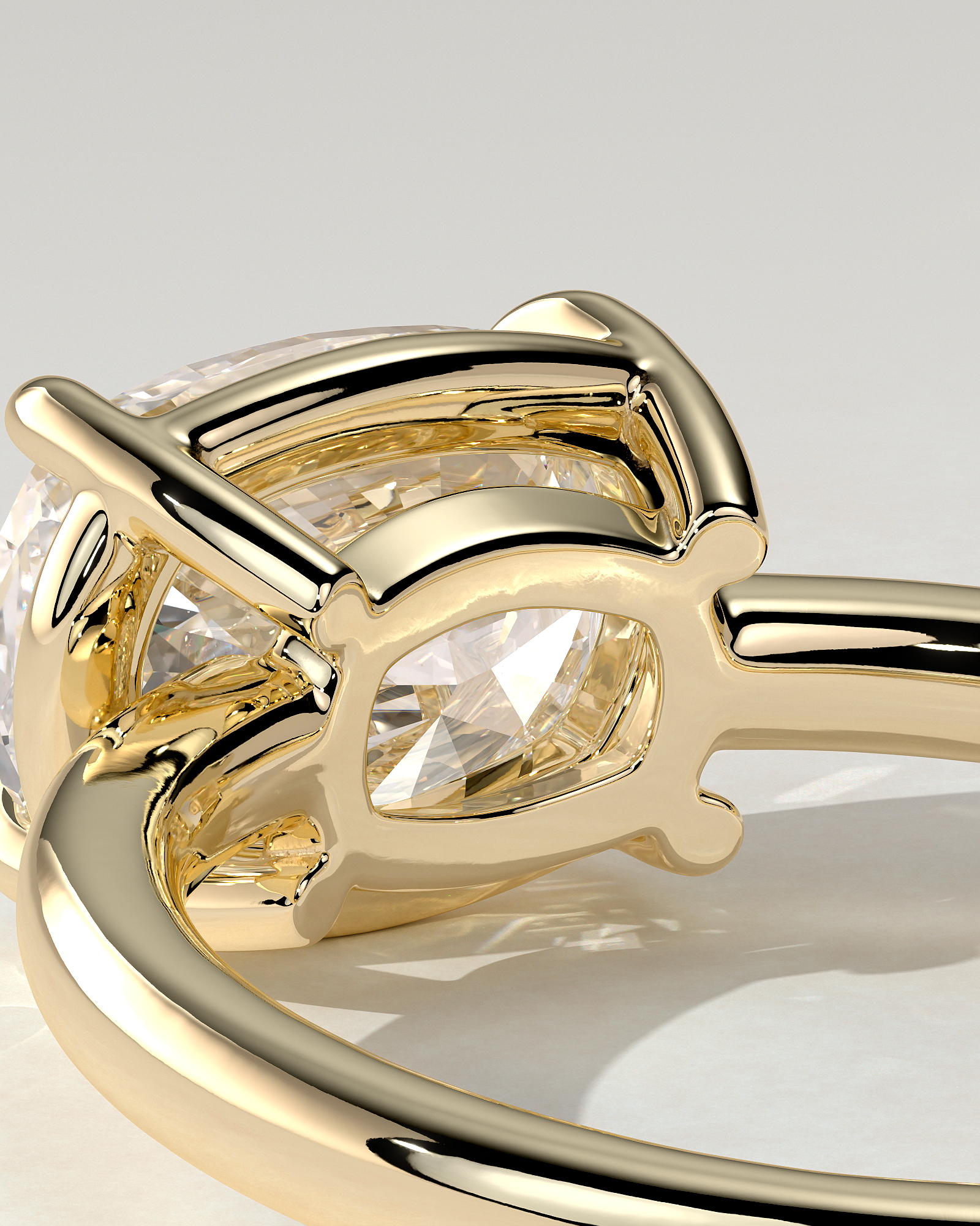 Daya Bezel Cushion Ring