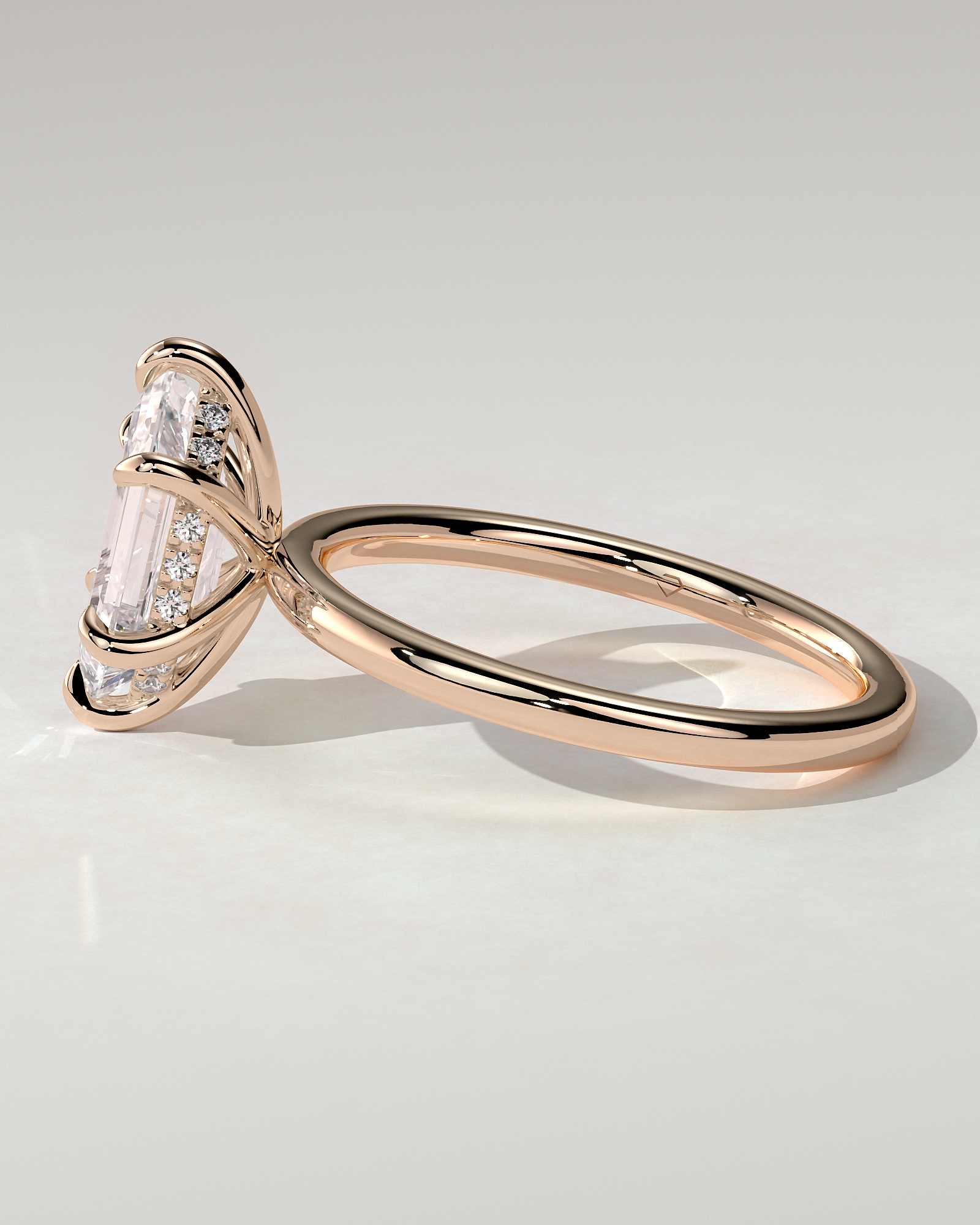 Delta Solitaire Round Ring