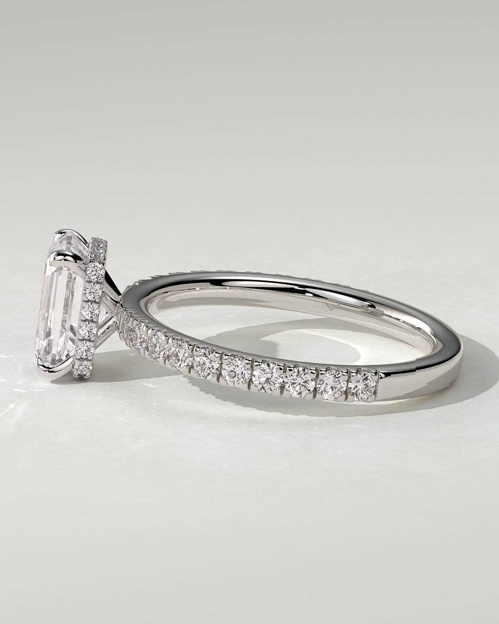 Eliana Solitaire Emerald Ring