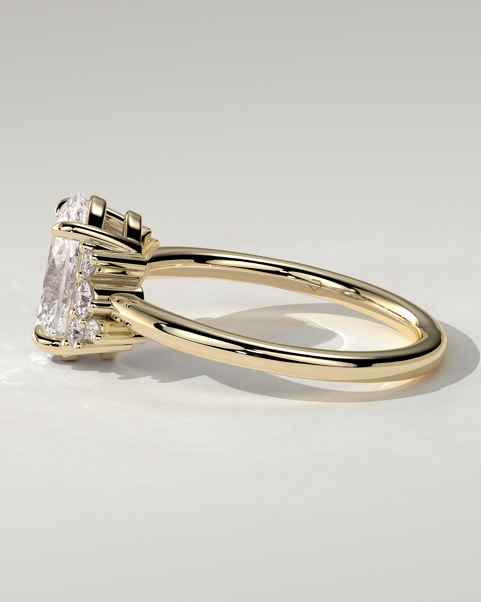 Esther Solitaire Oval Ring