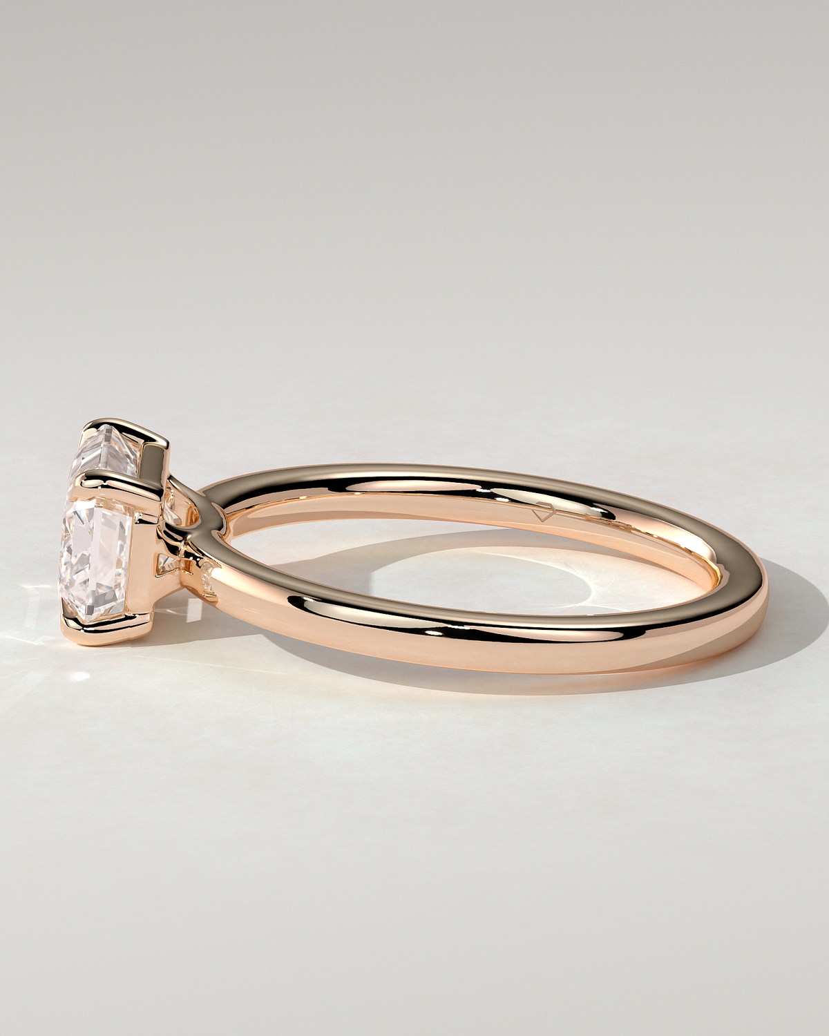 Evelyn East-West Round Ring