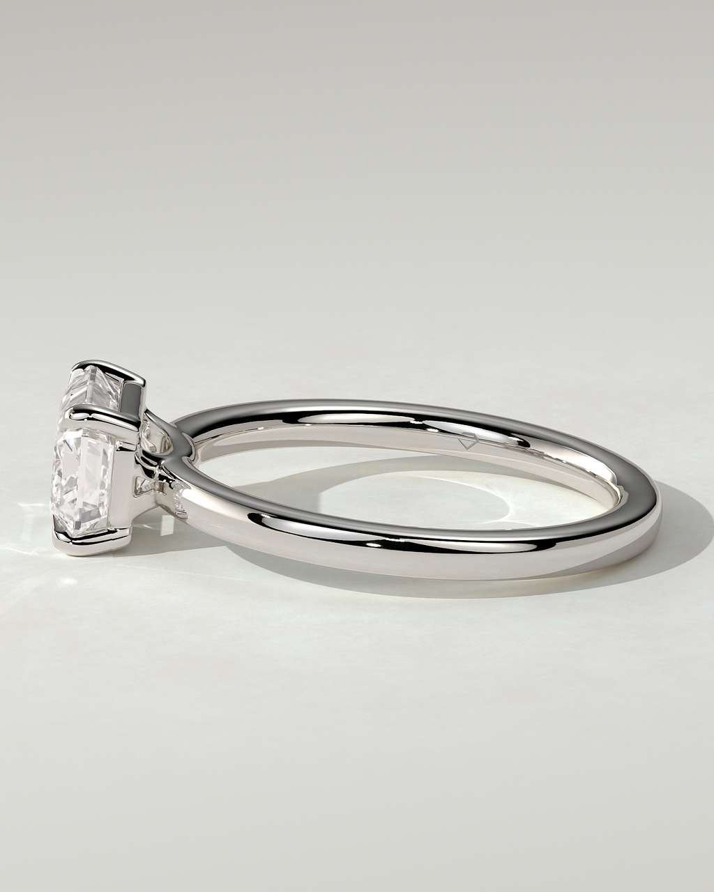 Evelyn East-West Round Ring
