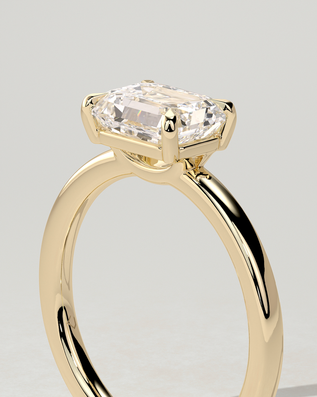 Evelyn East-West Round Ring