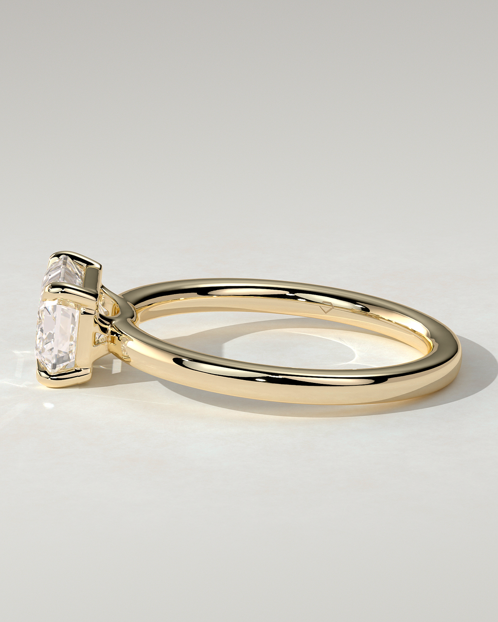 Evelyn East-West Round Ring