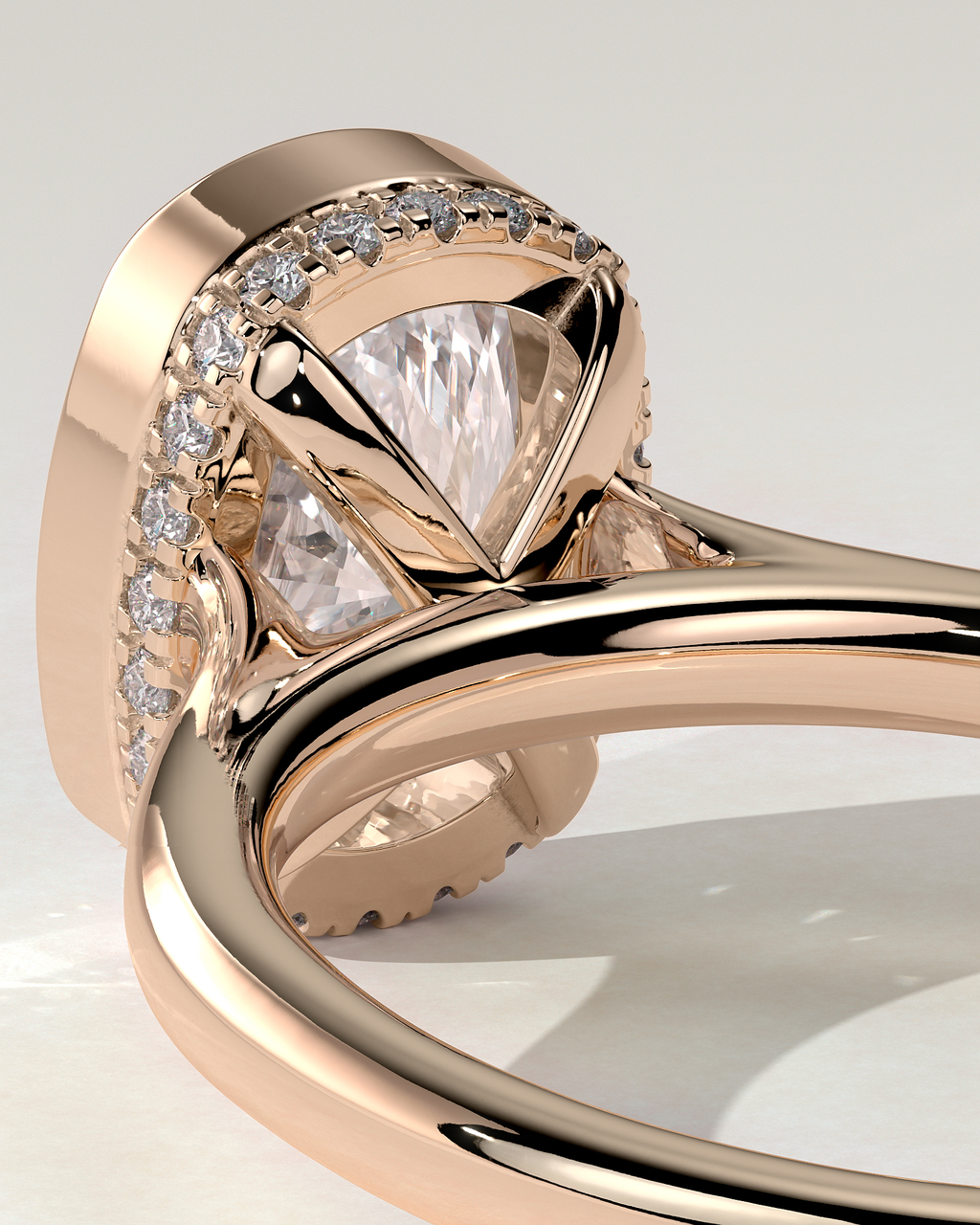 Everleigh Bezel Round Ring