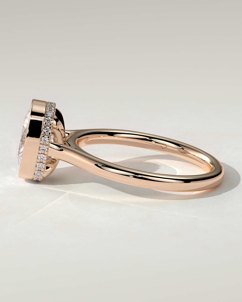 Everleigh Bezel Round Ring