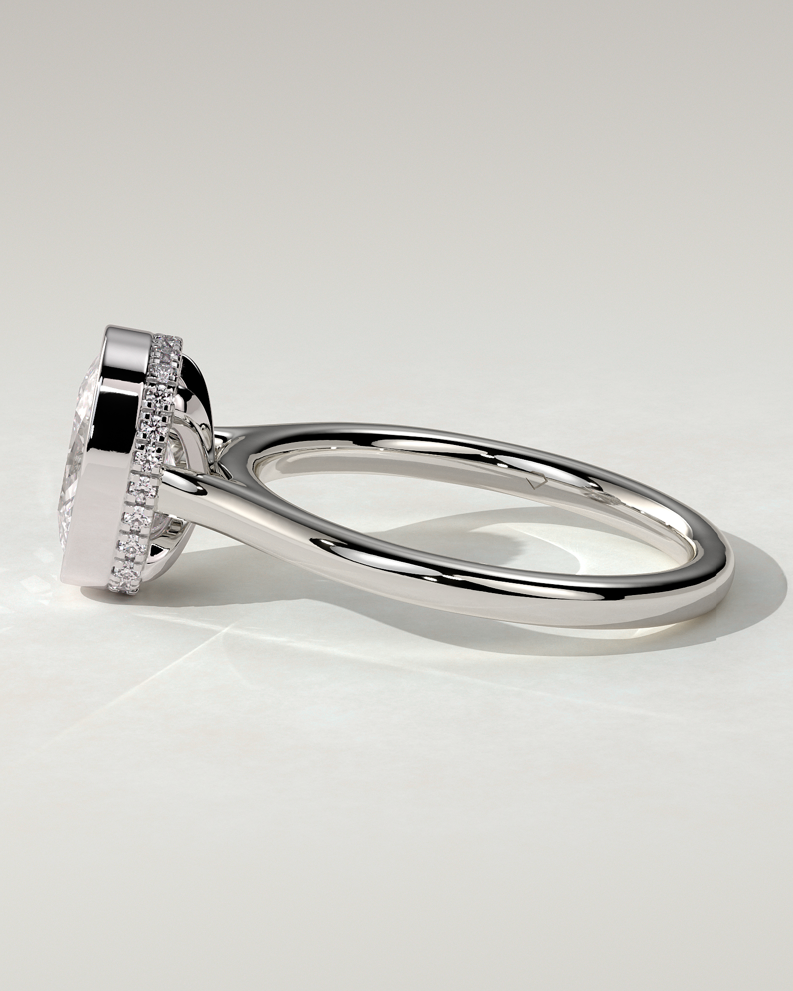 Everleigh Bezel Round Ring