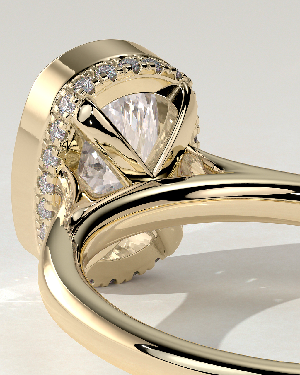 Everleigh Bezel Round Ring