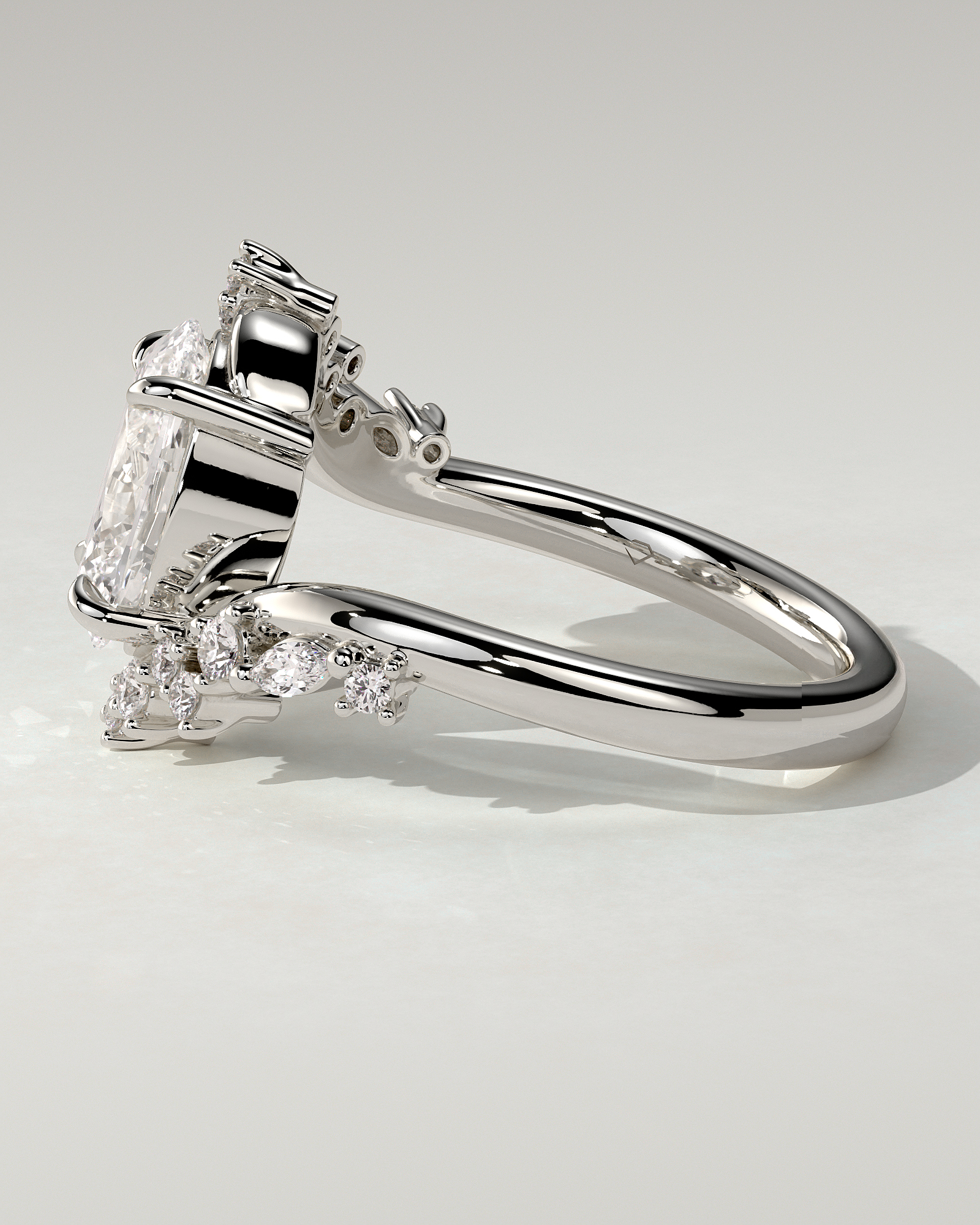 Ezmerelda Solitaire Oval Ring