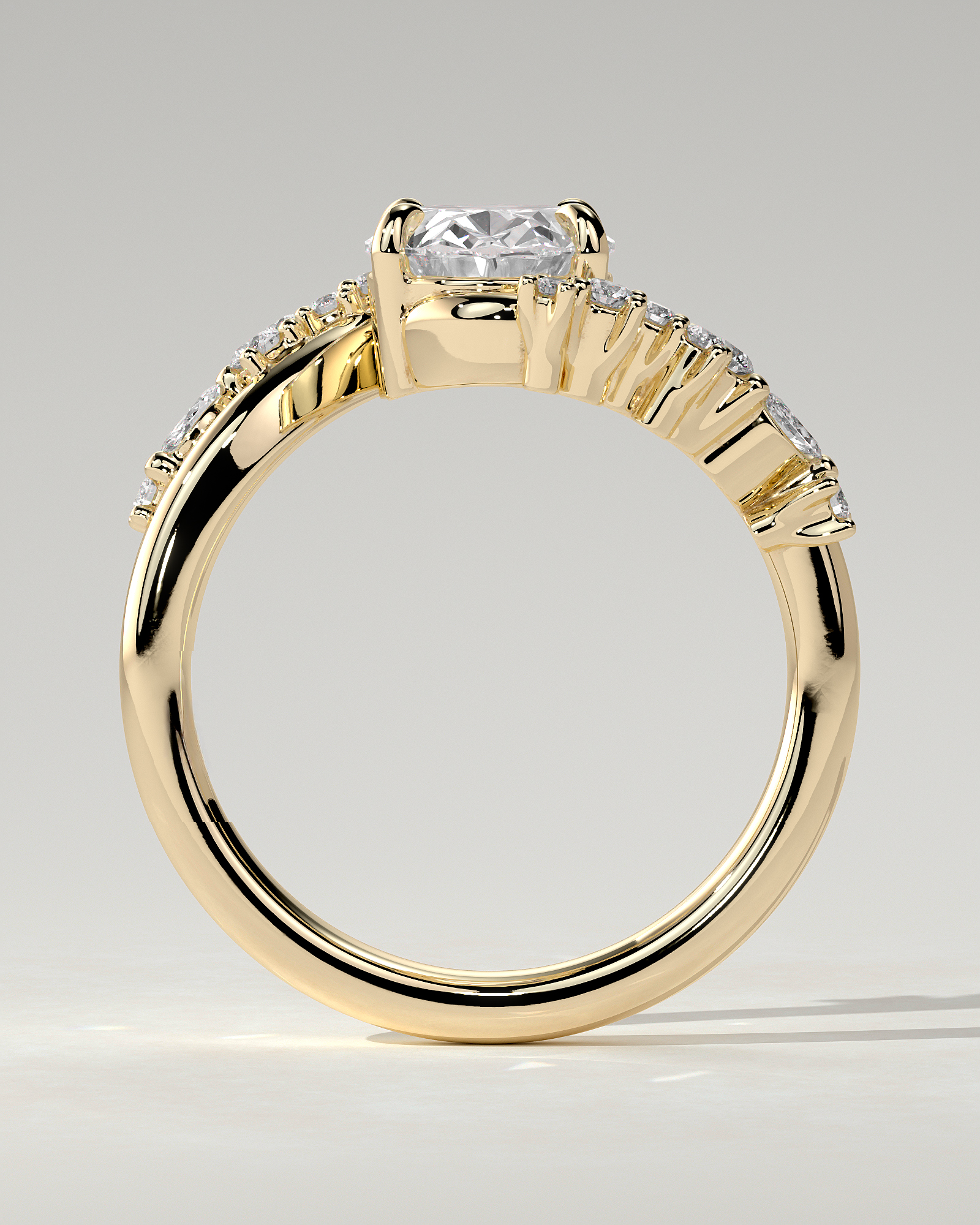 Ezmerelda Solitaire Oval Ring