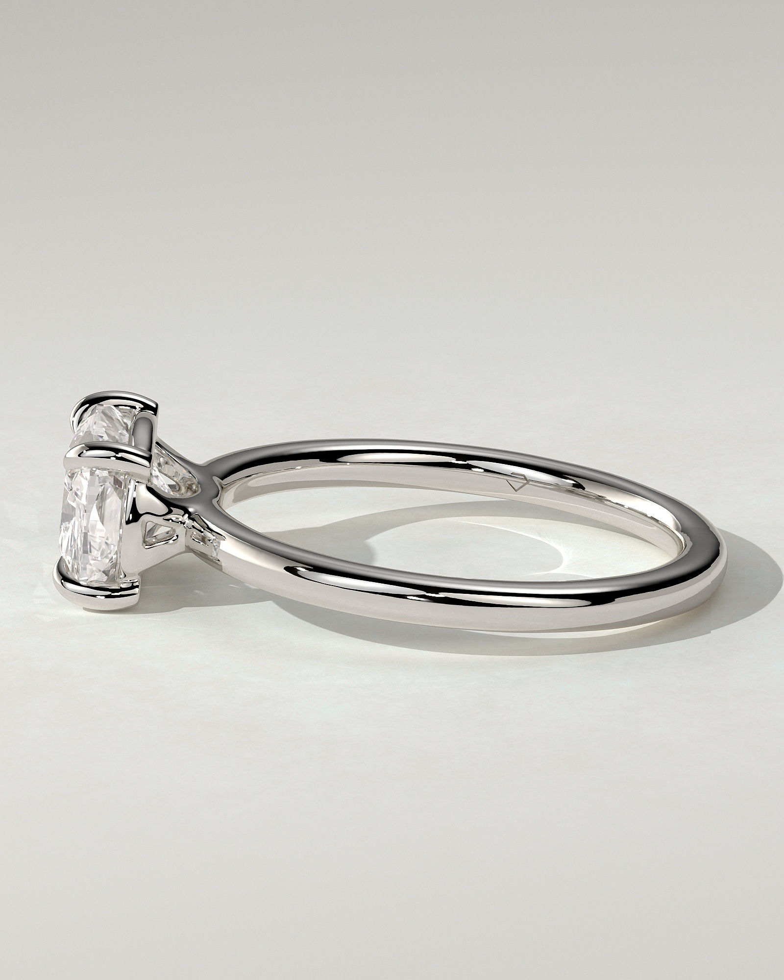 Fiona East-West Round Ring