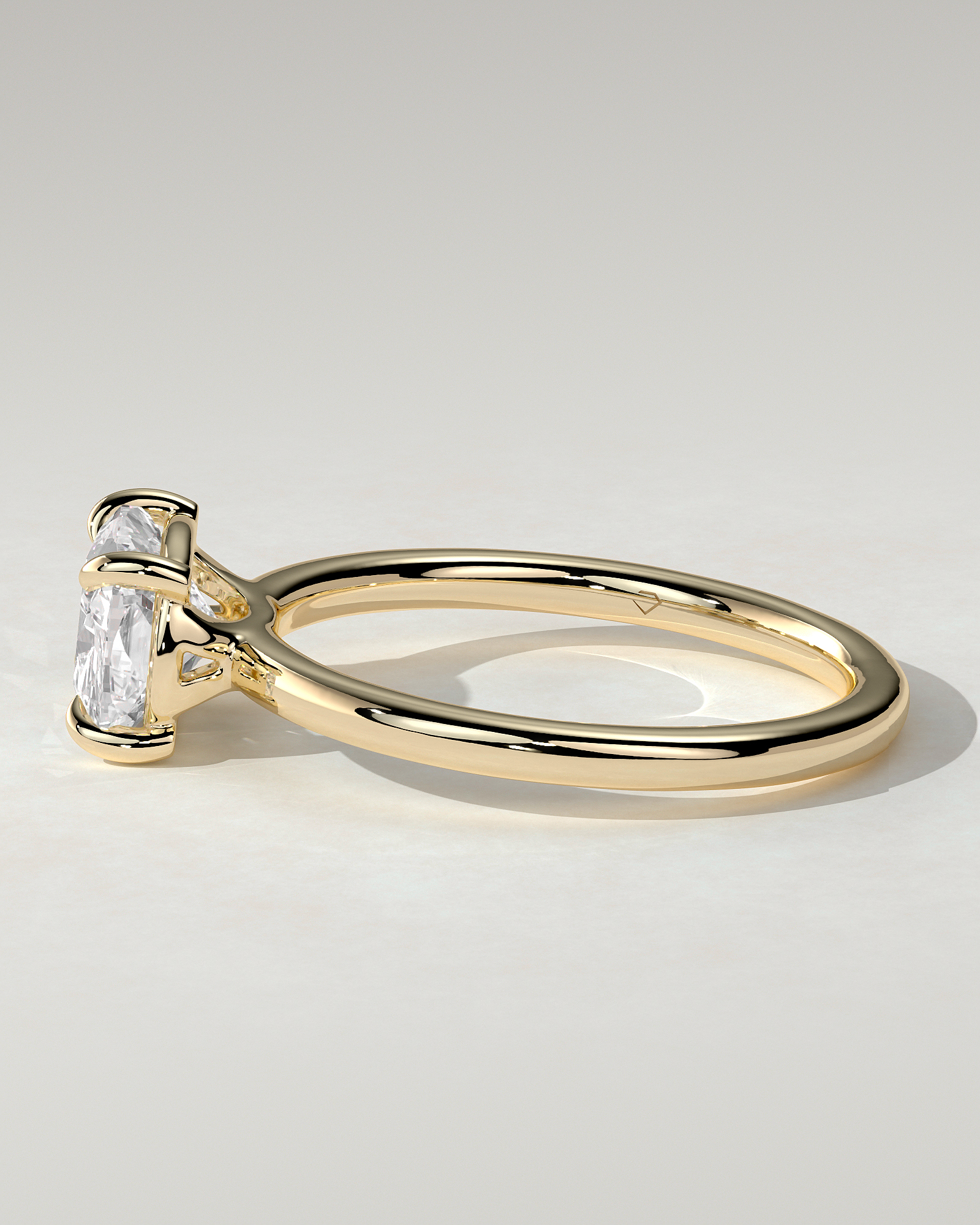 Fiona East-West Round Ring