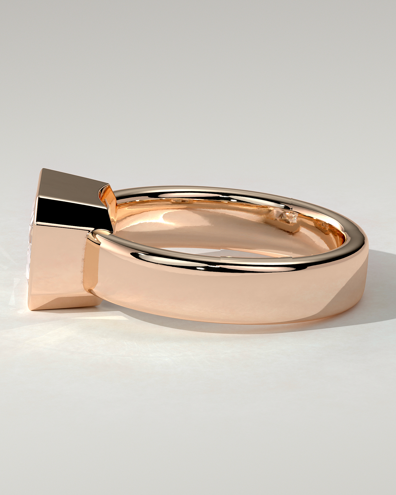 Frankie Bezel Radiant Ring