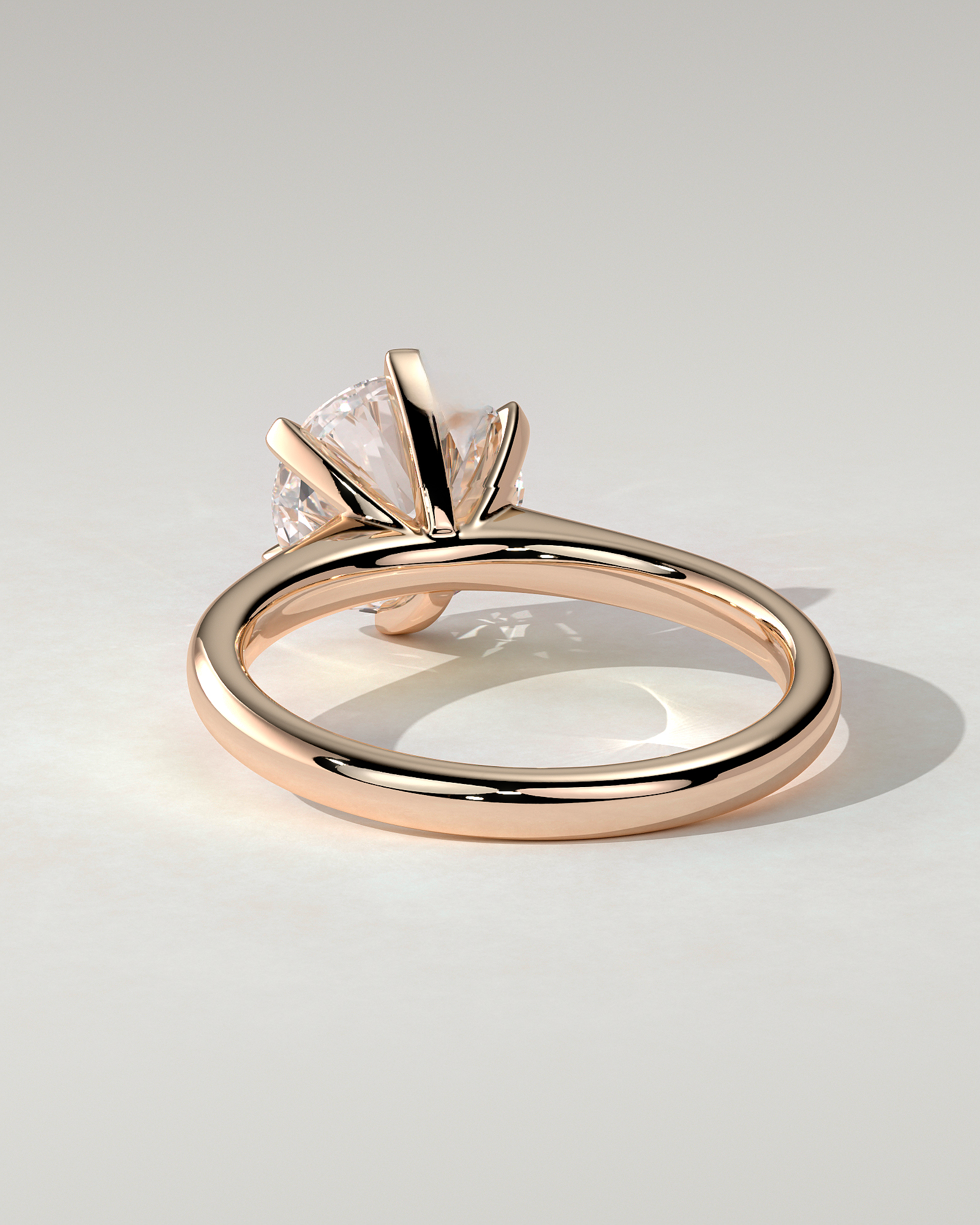 Gabrielle Solitaire Round Ring
