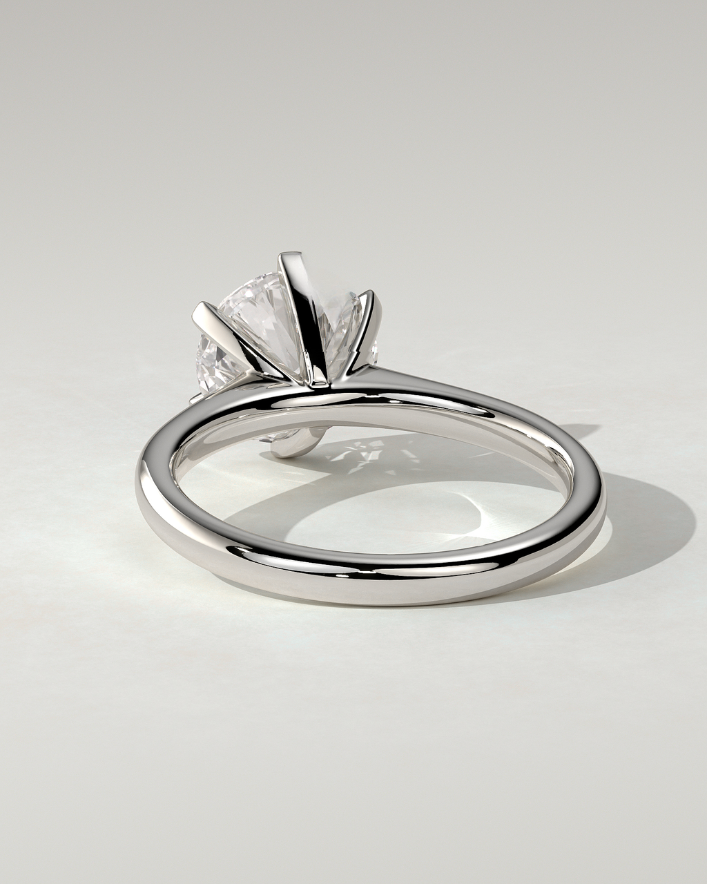 Gabrielle Solitaire Round Ring