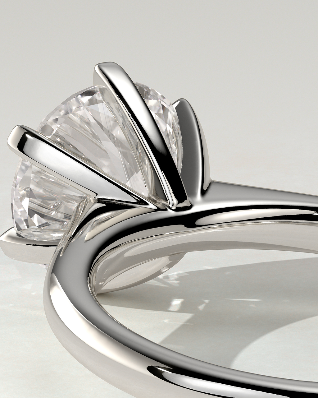 Gabrielle Solitaire Round Ring