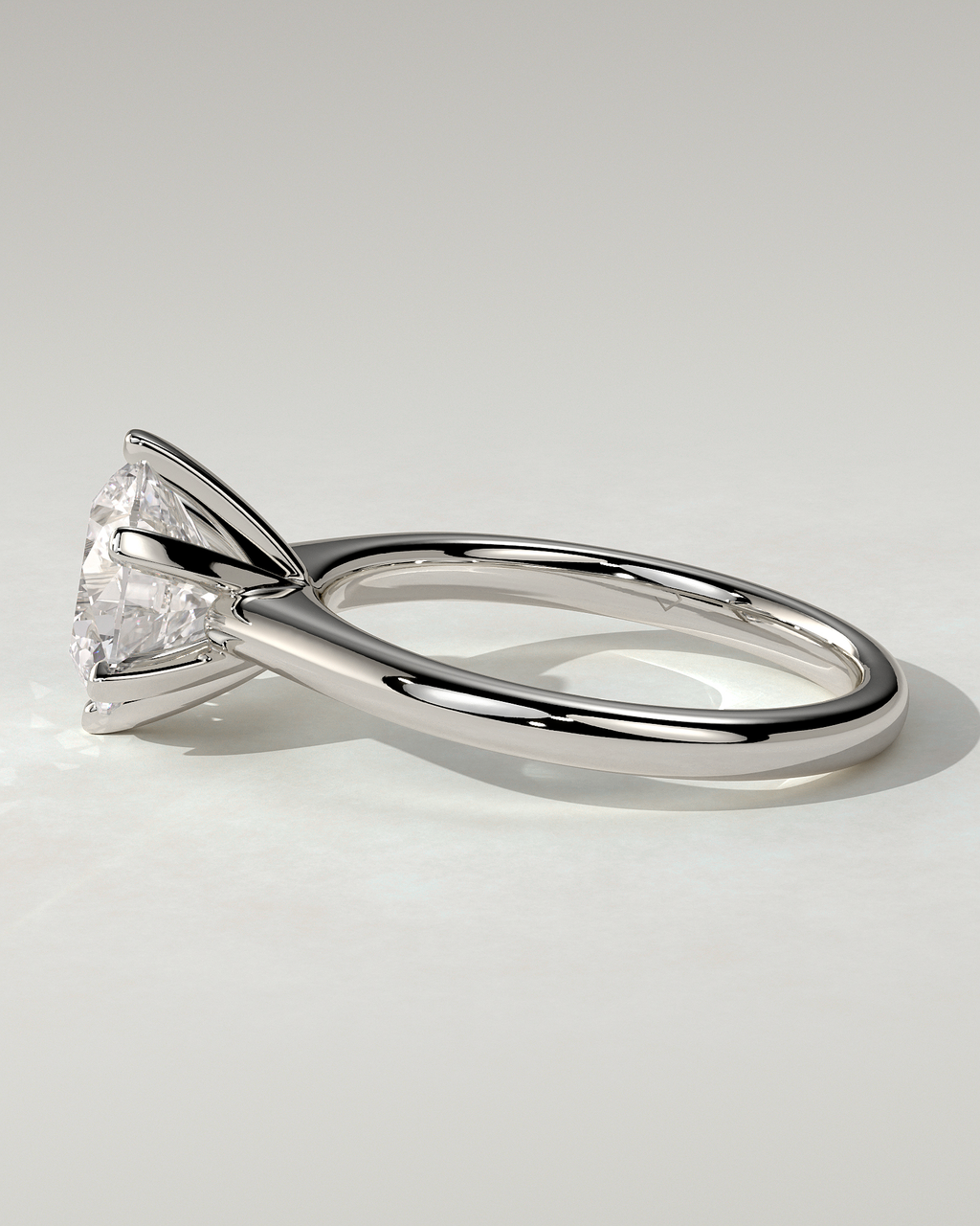 Gabrielle Solitaire Round Ring
