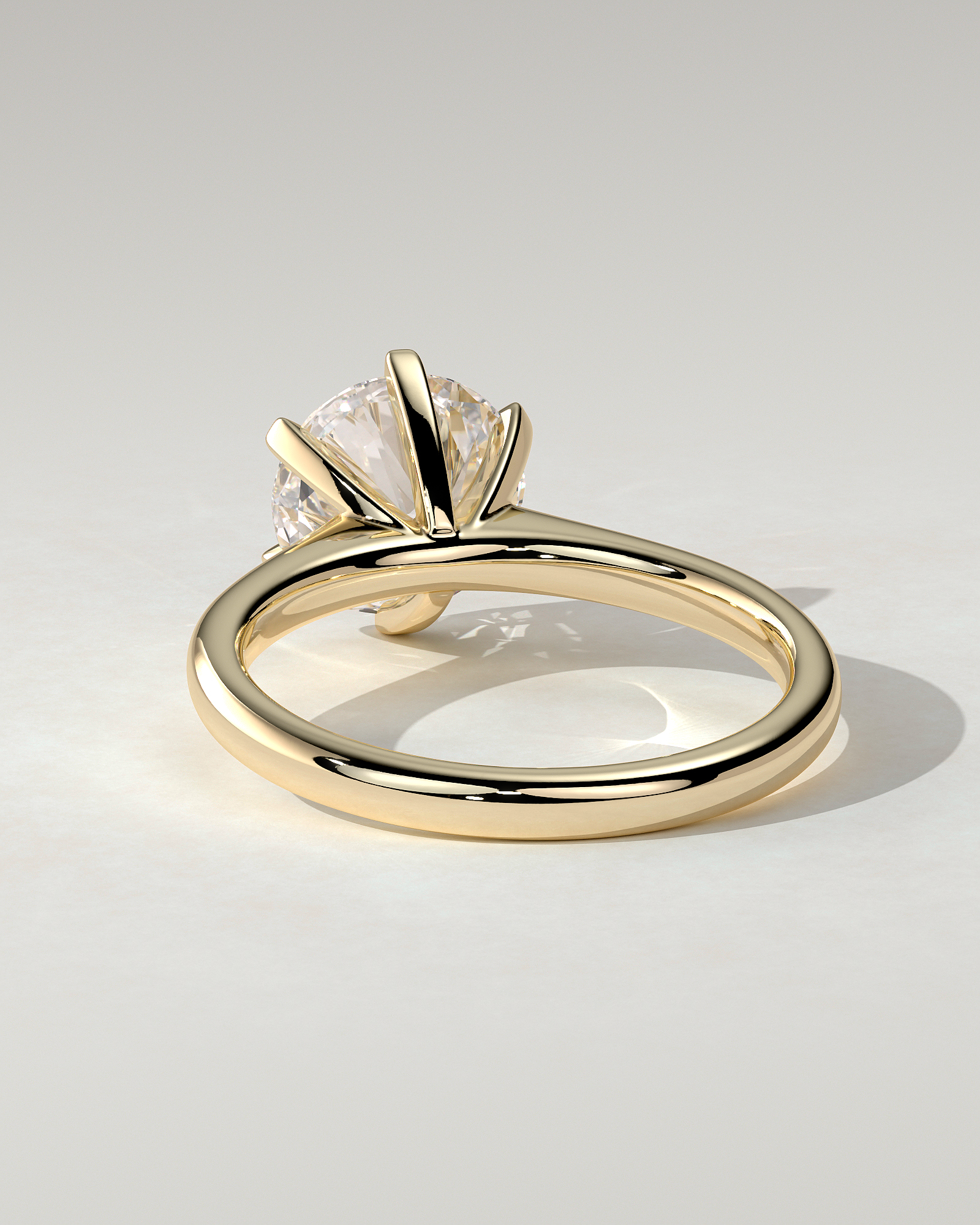 Gabrielle Solitaire Round Ring