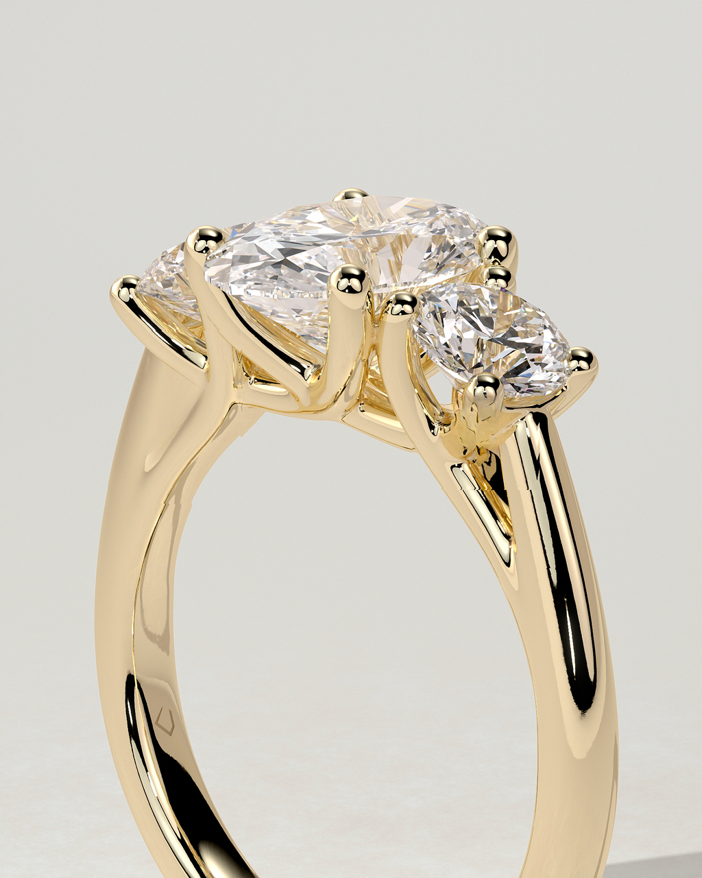 Grace Trilogy Oval Ring