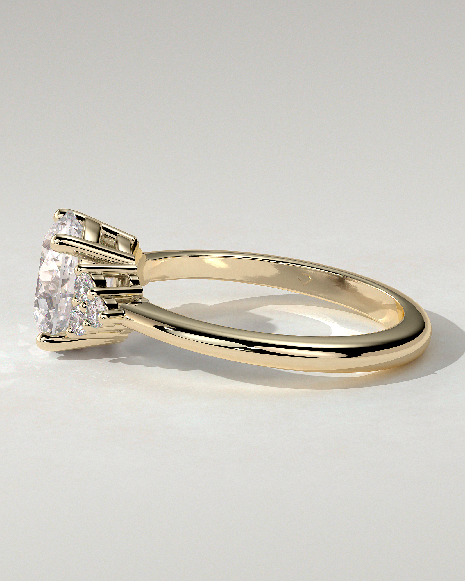 Greta Solitaire Round Ring
