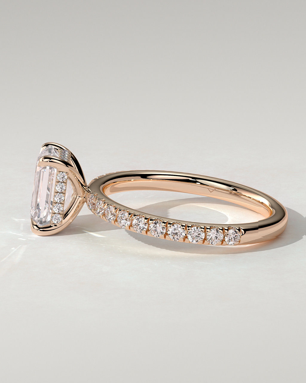Gwyneth Solitaire Emerald Ring