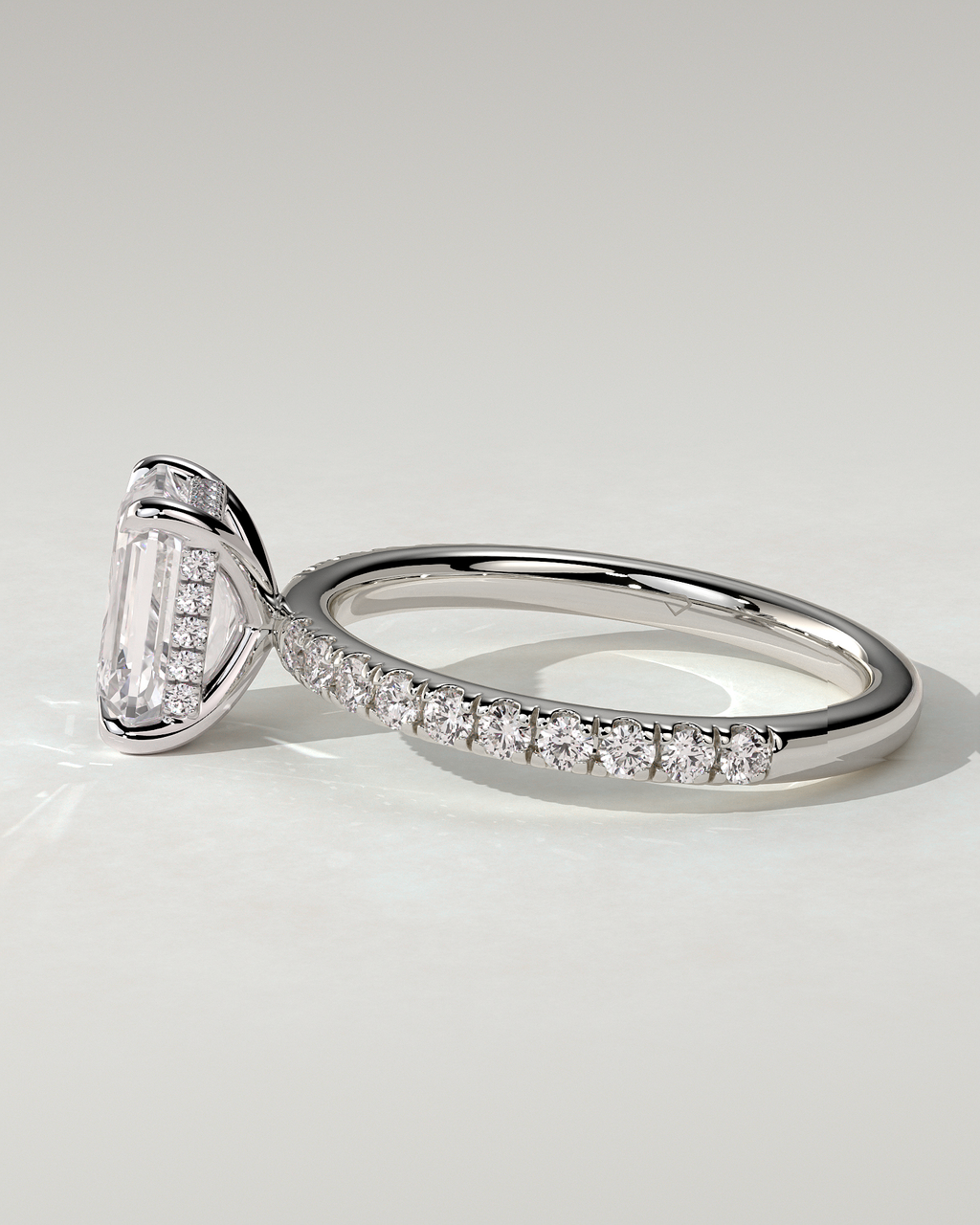 Gwyneth Solitaire Emerald Ring