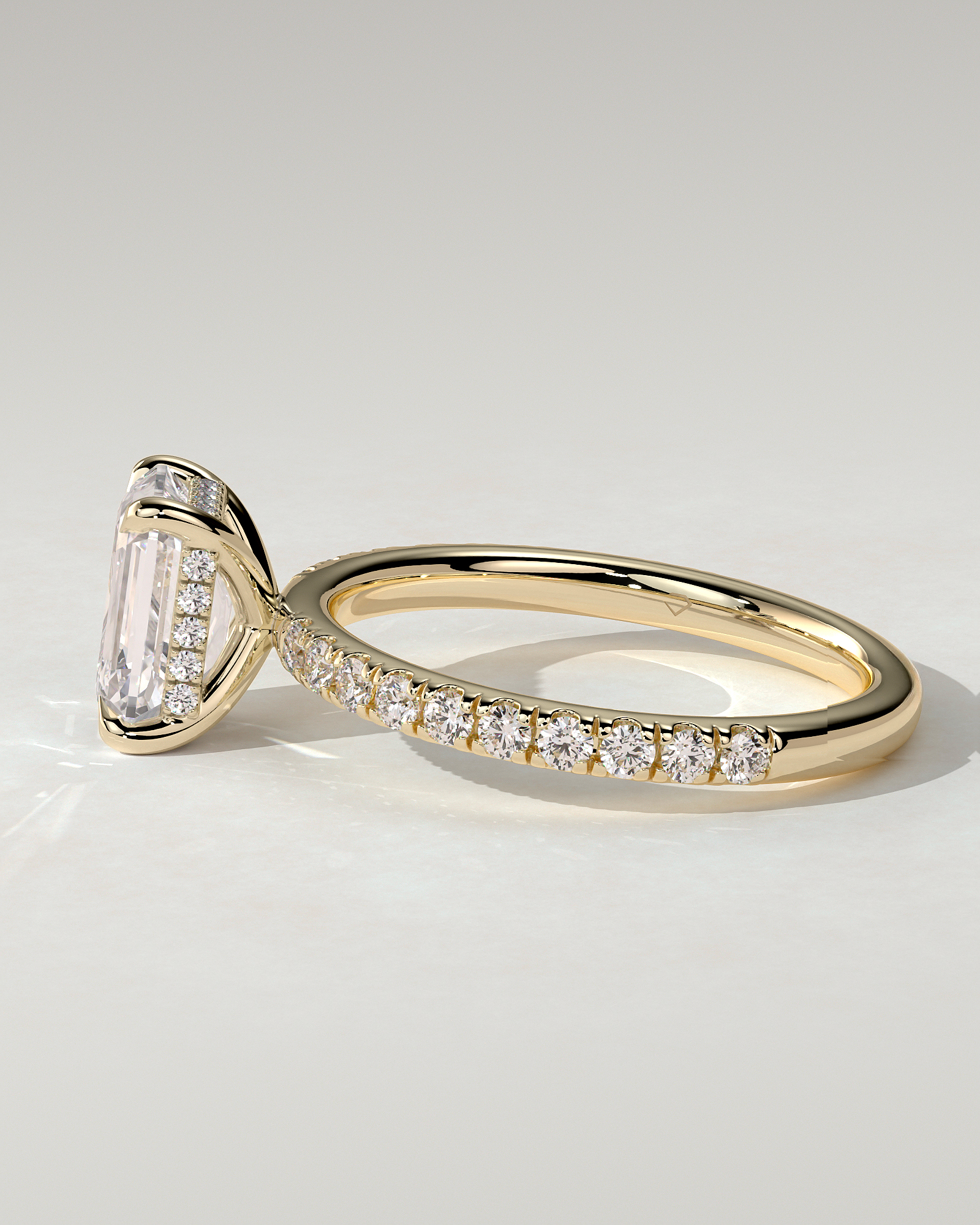Gwyneth Solitaire Emerald Ring