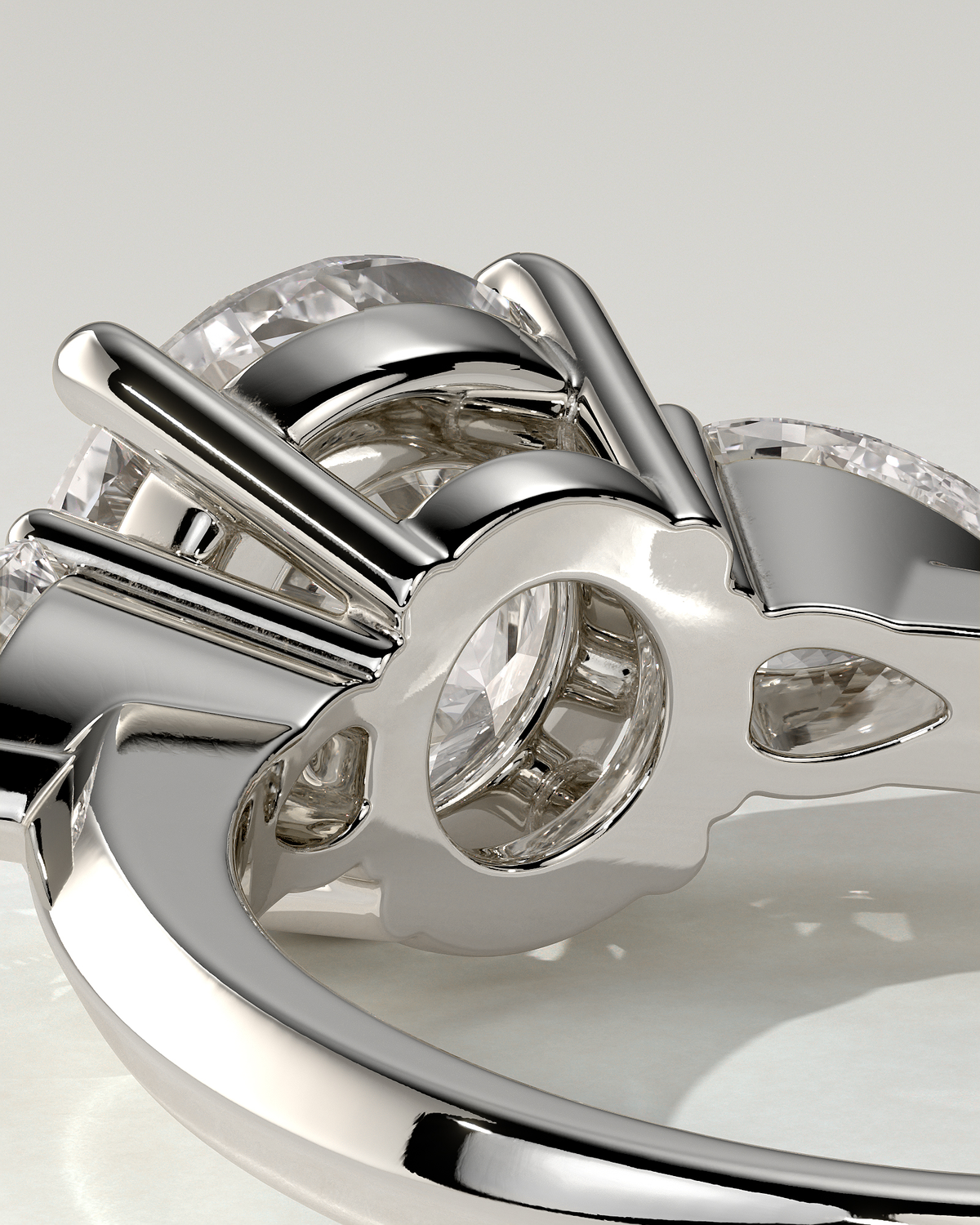 Halle Trilogy Round Ring