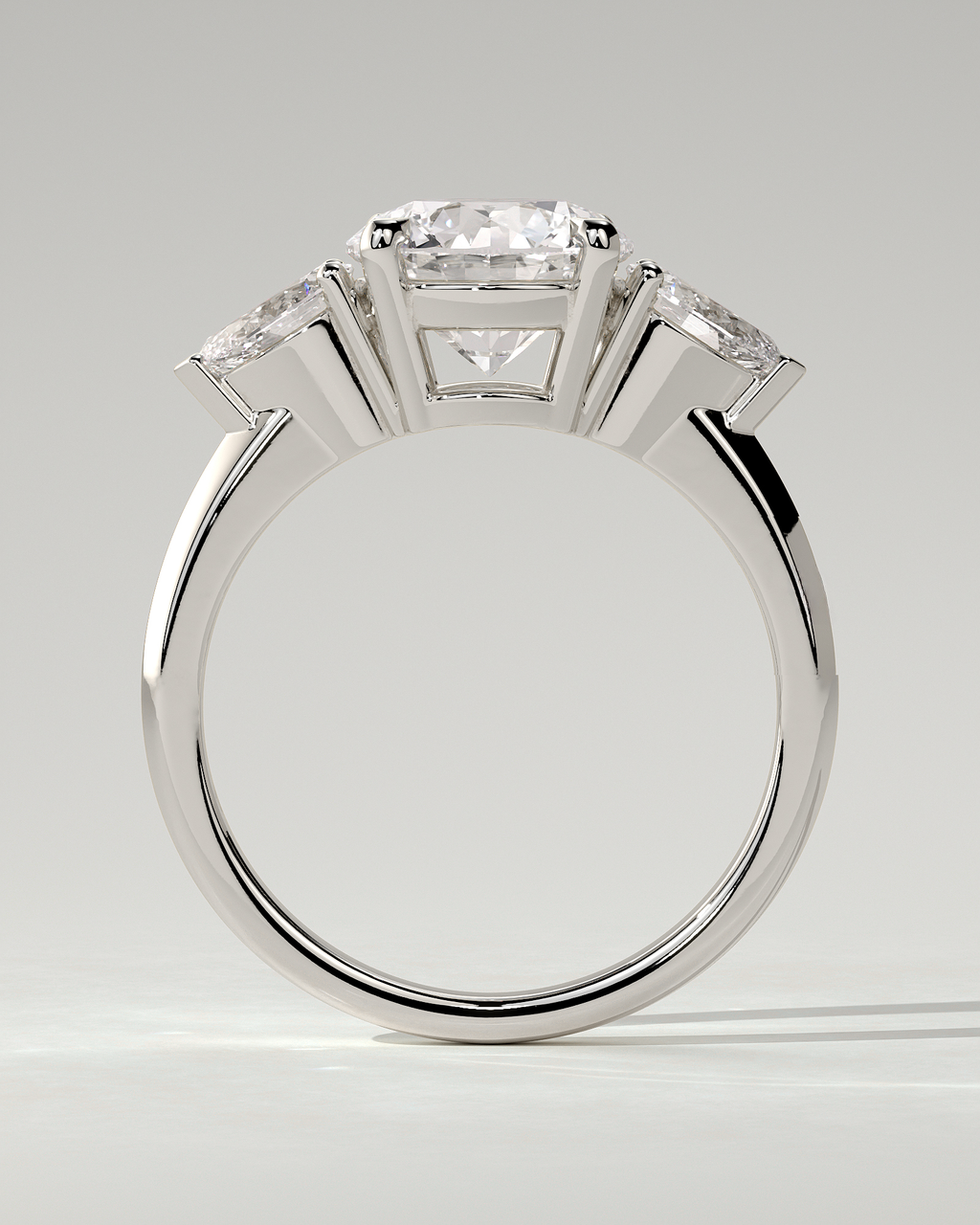 Halle Trilogy Round Ring