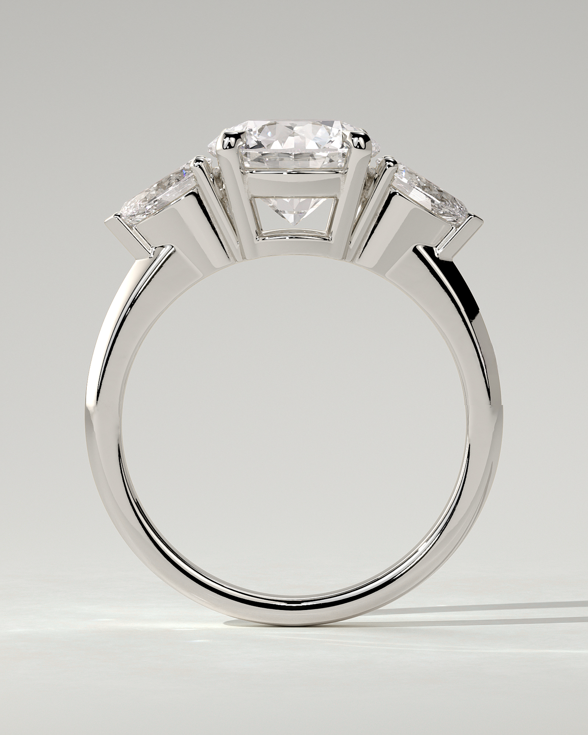 Halle Trilogy Round Ring