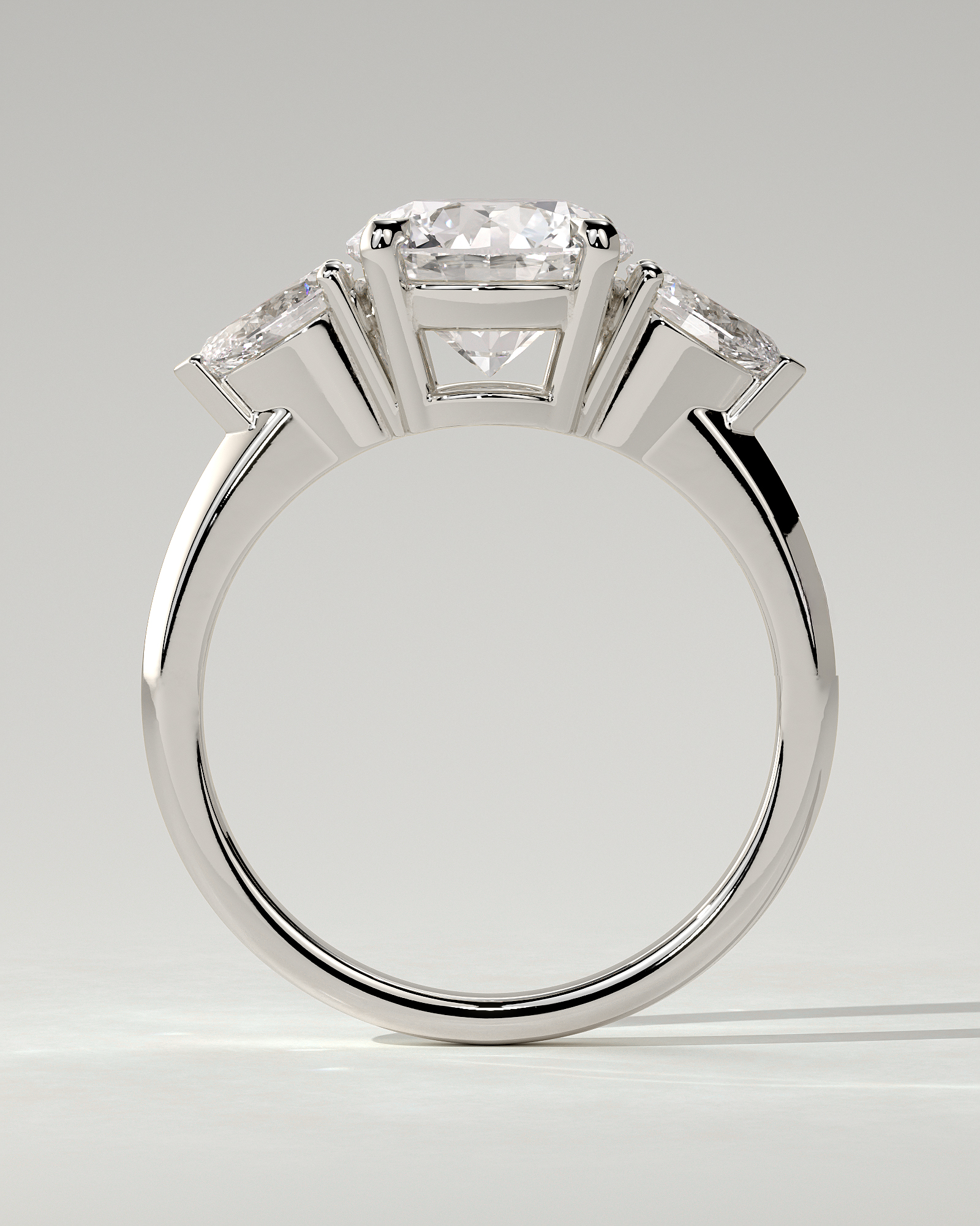 Halle Trilogy Round Ring