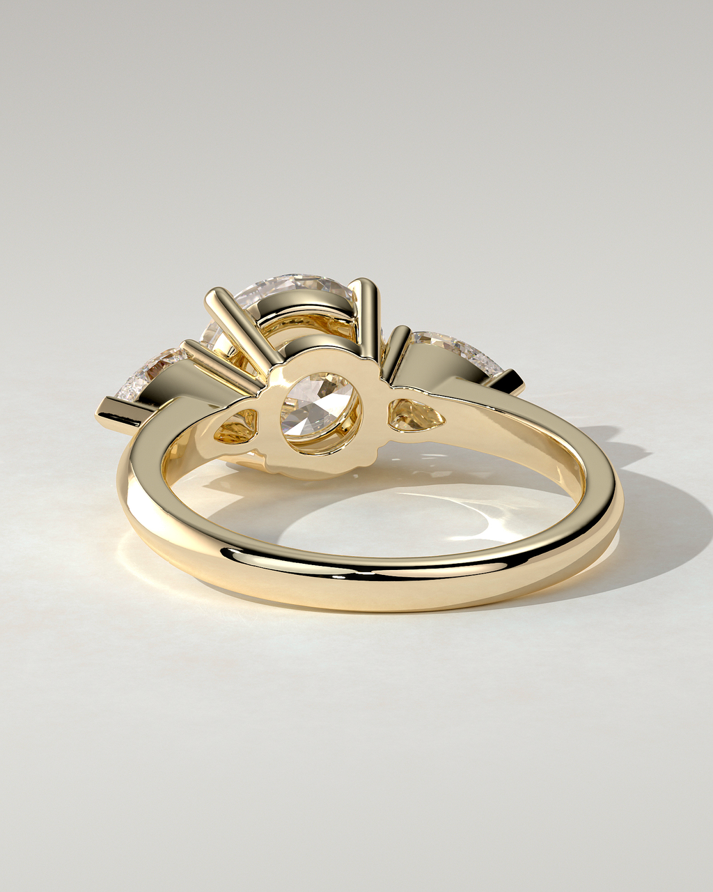Halle Trilogy Round Ring