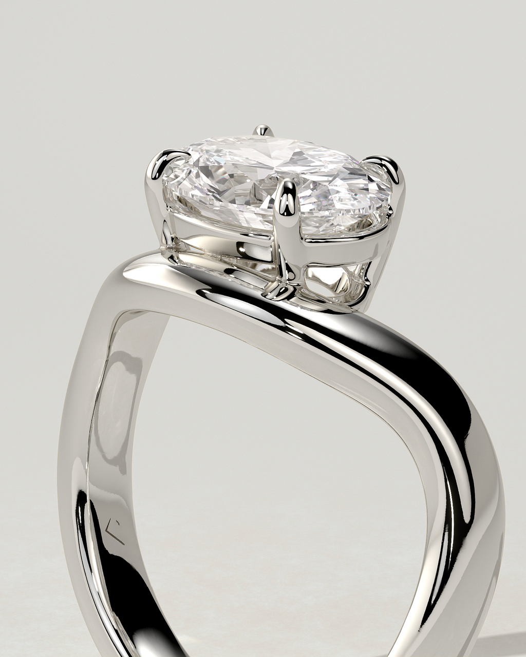 Hayley East-West Round Ring