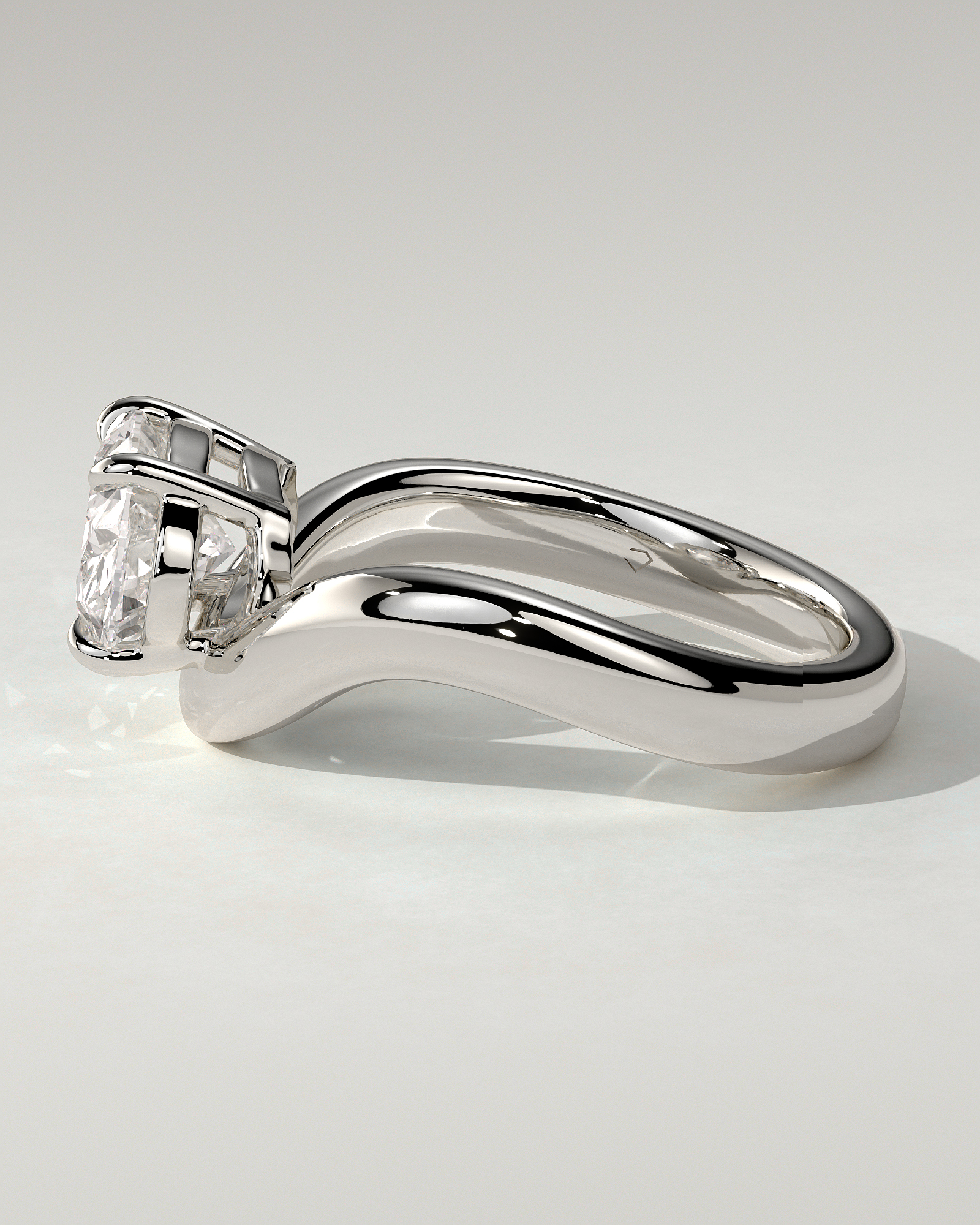 Hayley East-West Round Ring