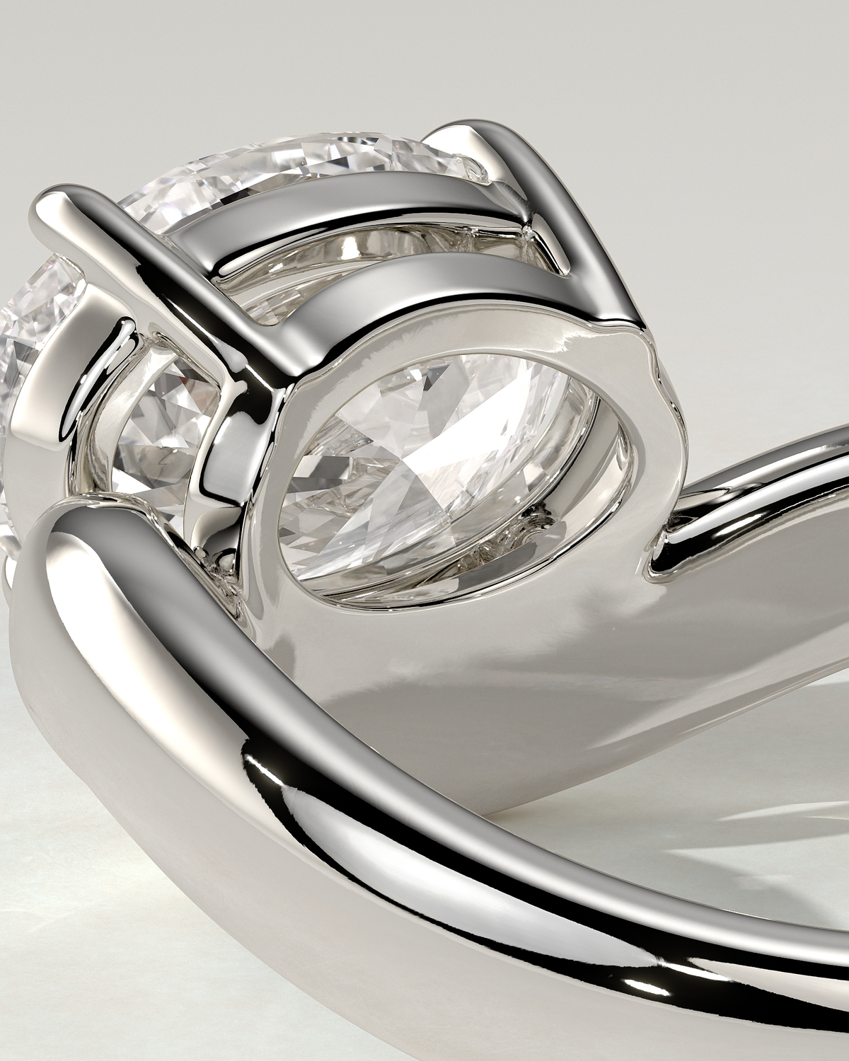 Hayley East-West Round Ring